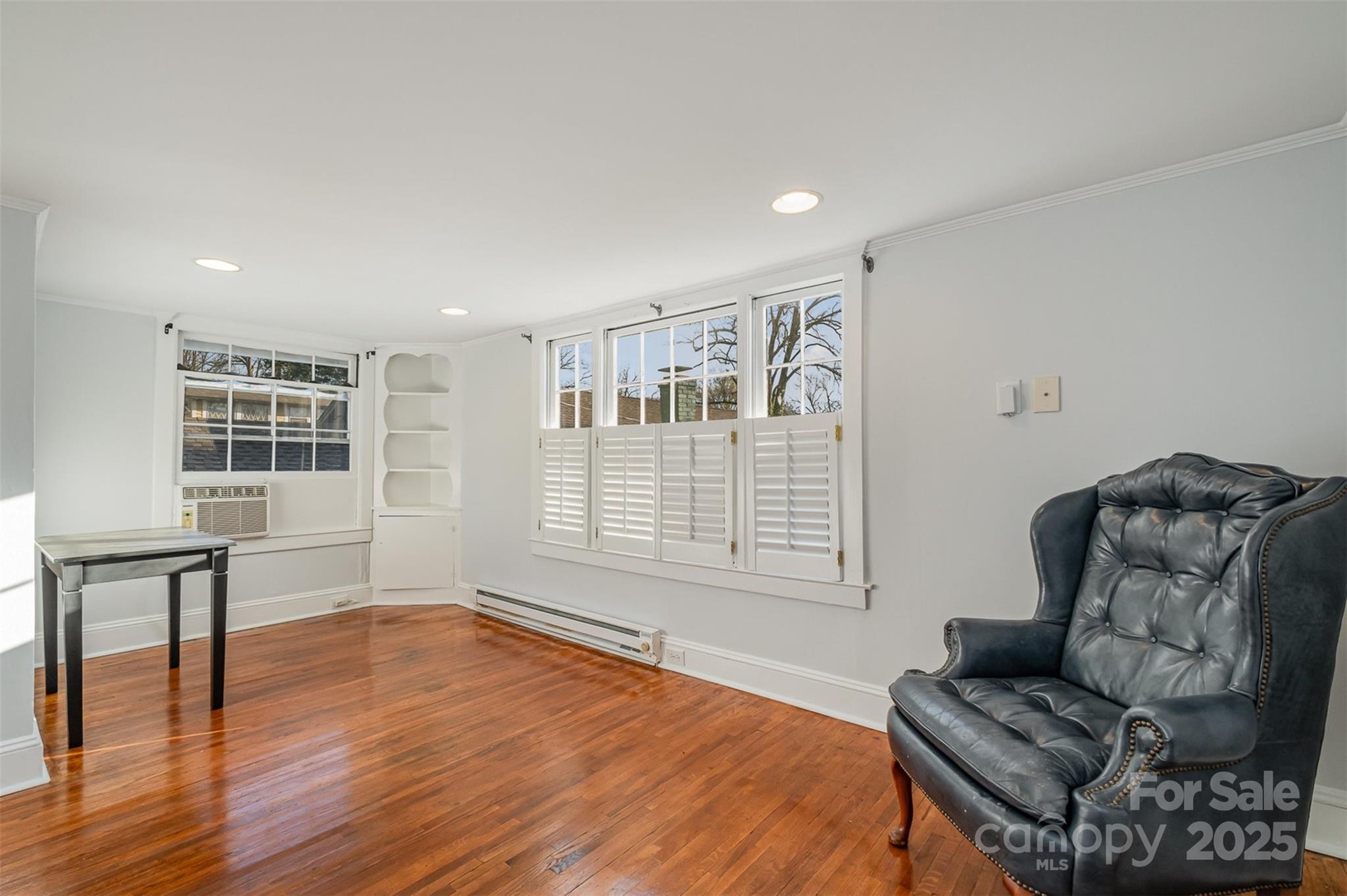 36 Yorktown Street Property Photo 22