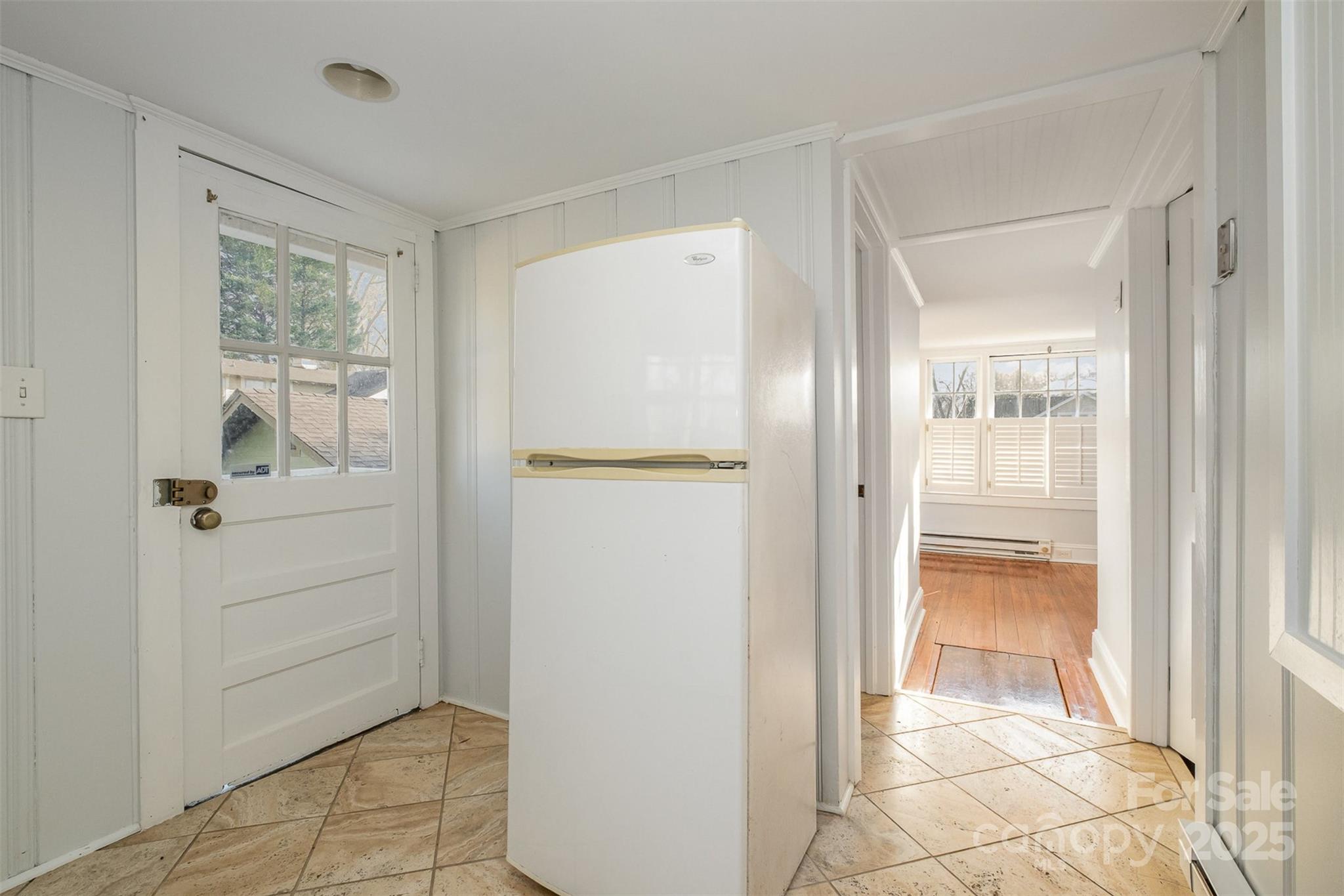 36 Yorktown Street Property Photo 25