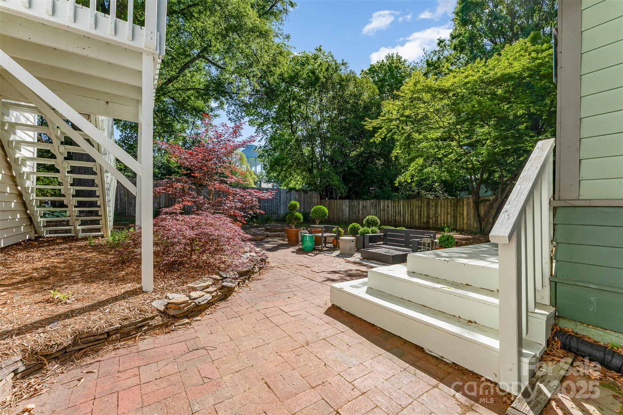 36 Yorktown Street Property Photo 28