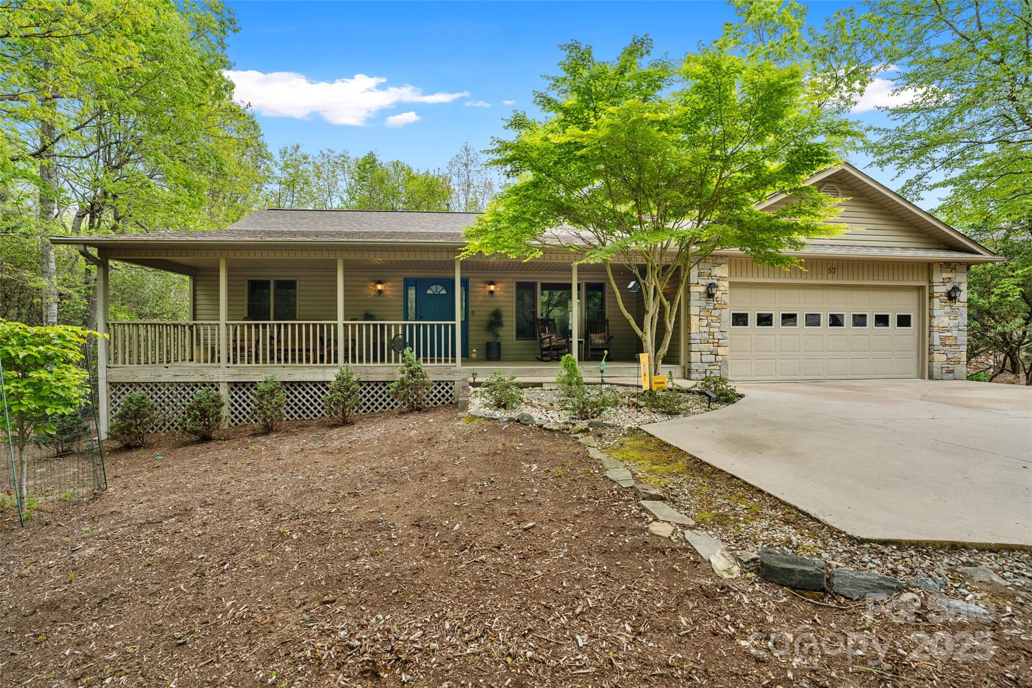 57 Uwohali Court Property Photo