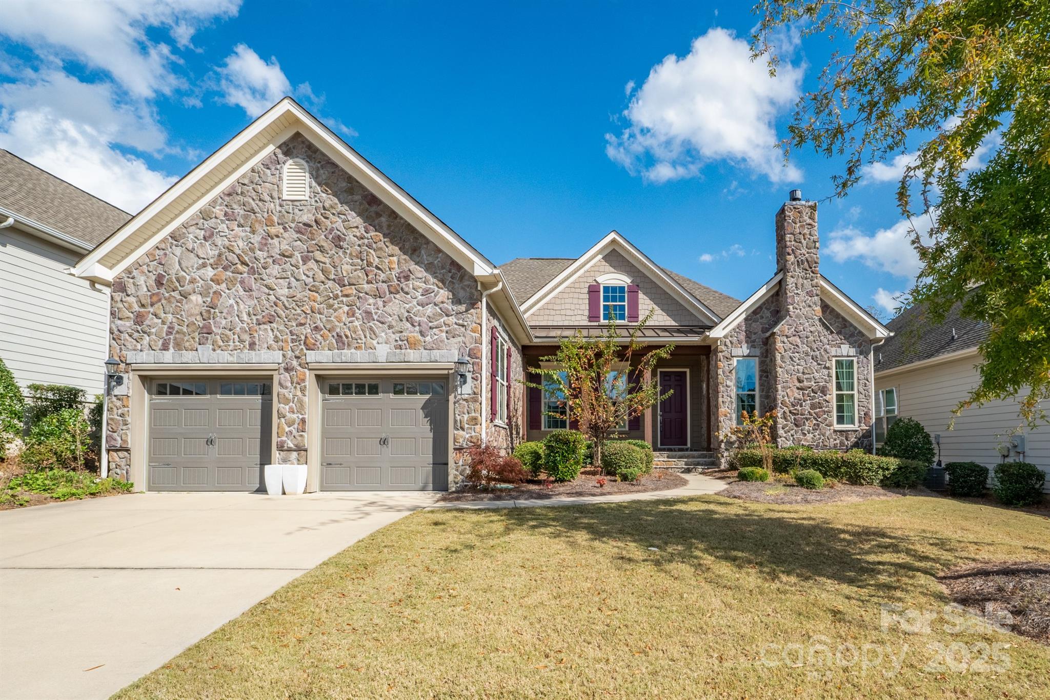 14920 High Bluff Court Property Photo