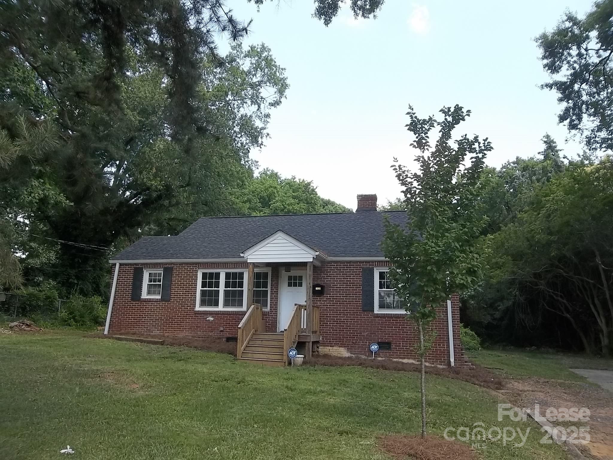2820 Grimes Street Property Photo