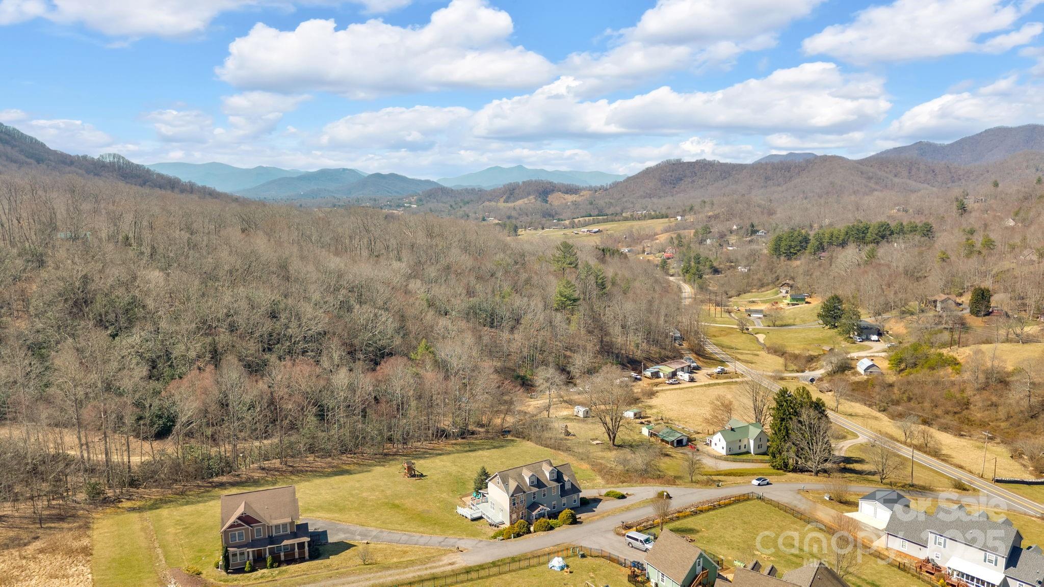 58 Mandalay Ridge Property Photo 1