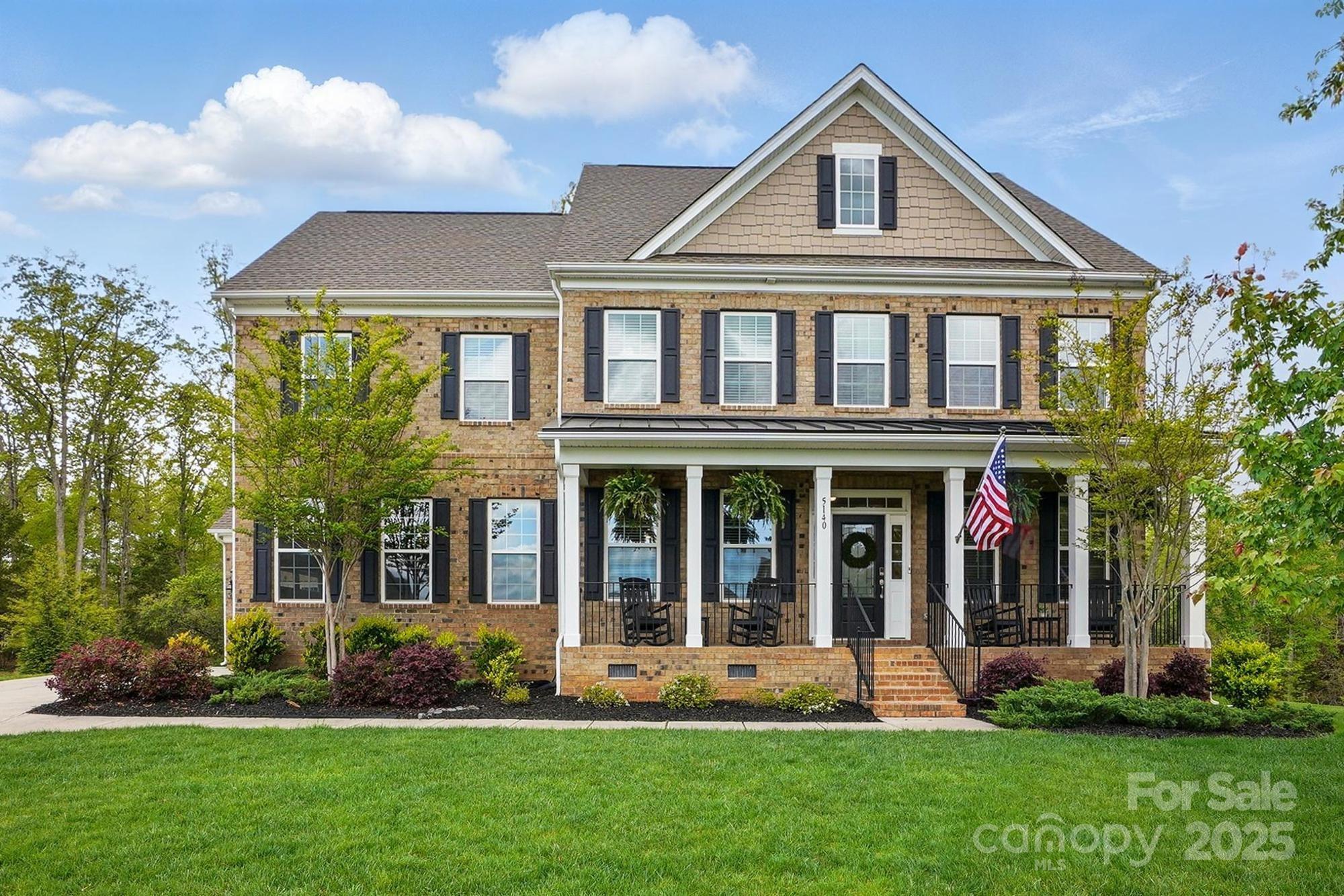 5140 Oak Grove Place Property Photo