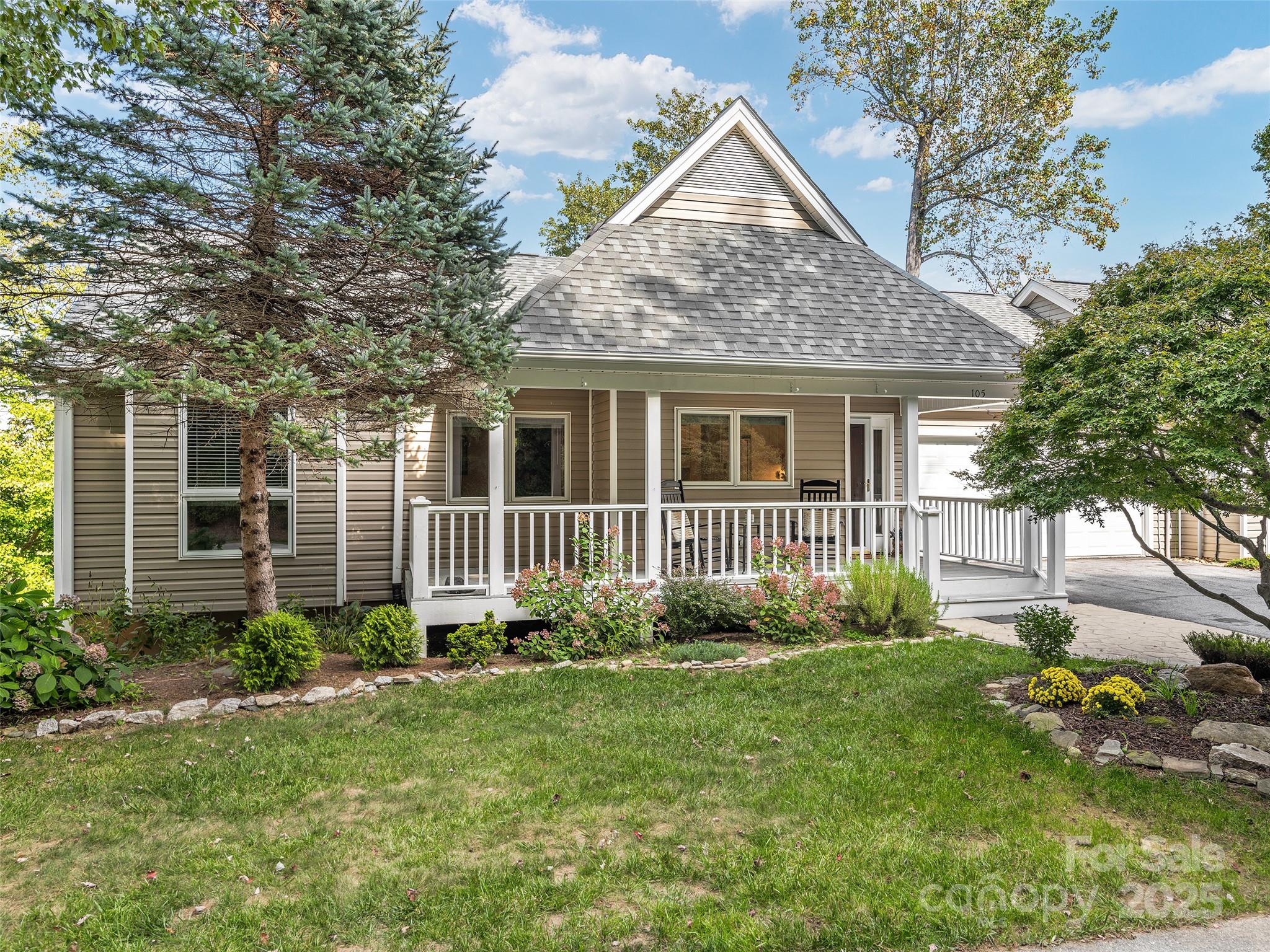 105 Valley Hill Drive Property Photo 1