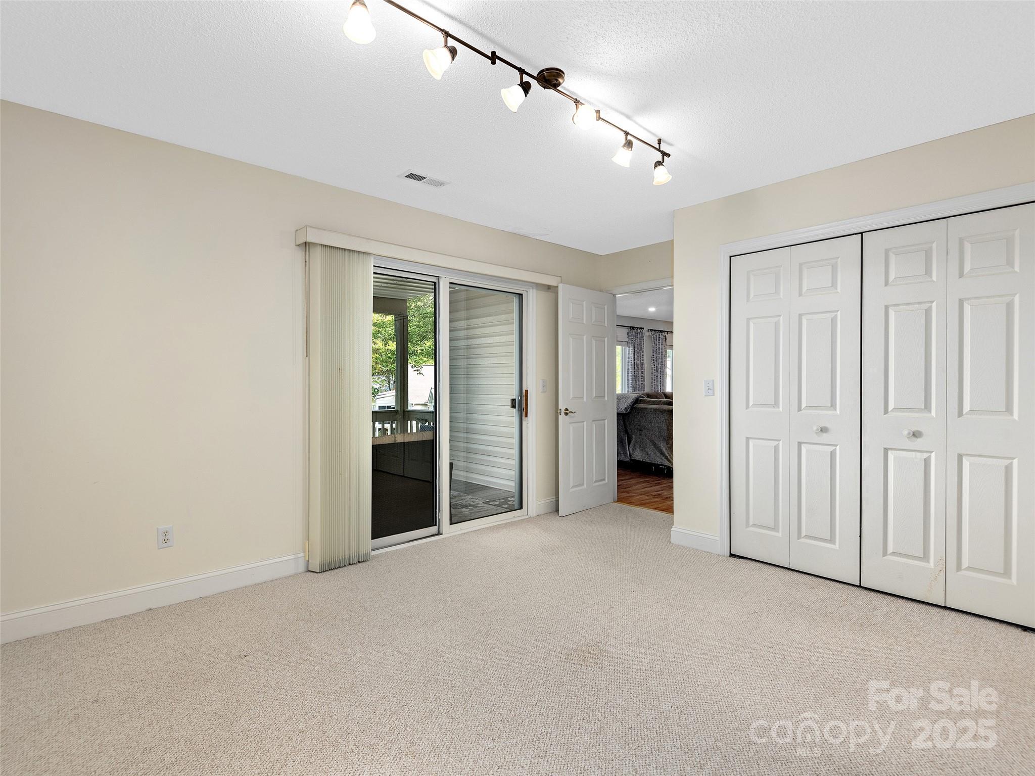 105 Valley Hill Drive Property Photo 24