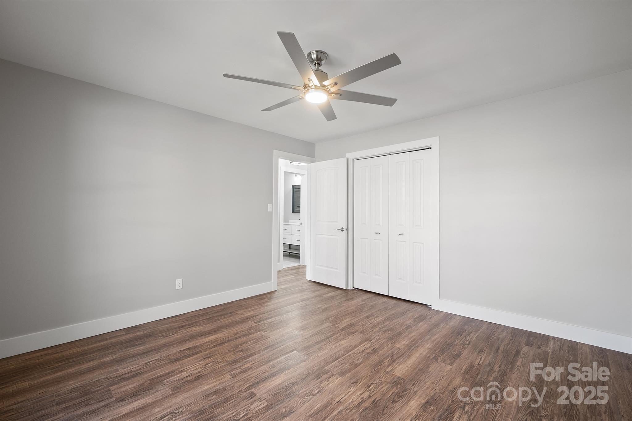 306 7th Street Place Property Photo 12