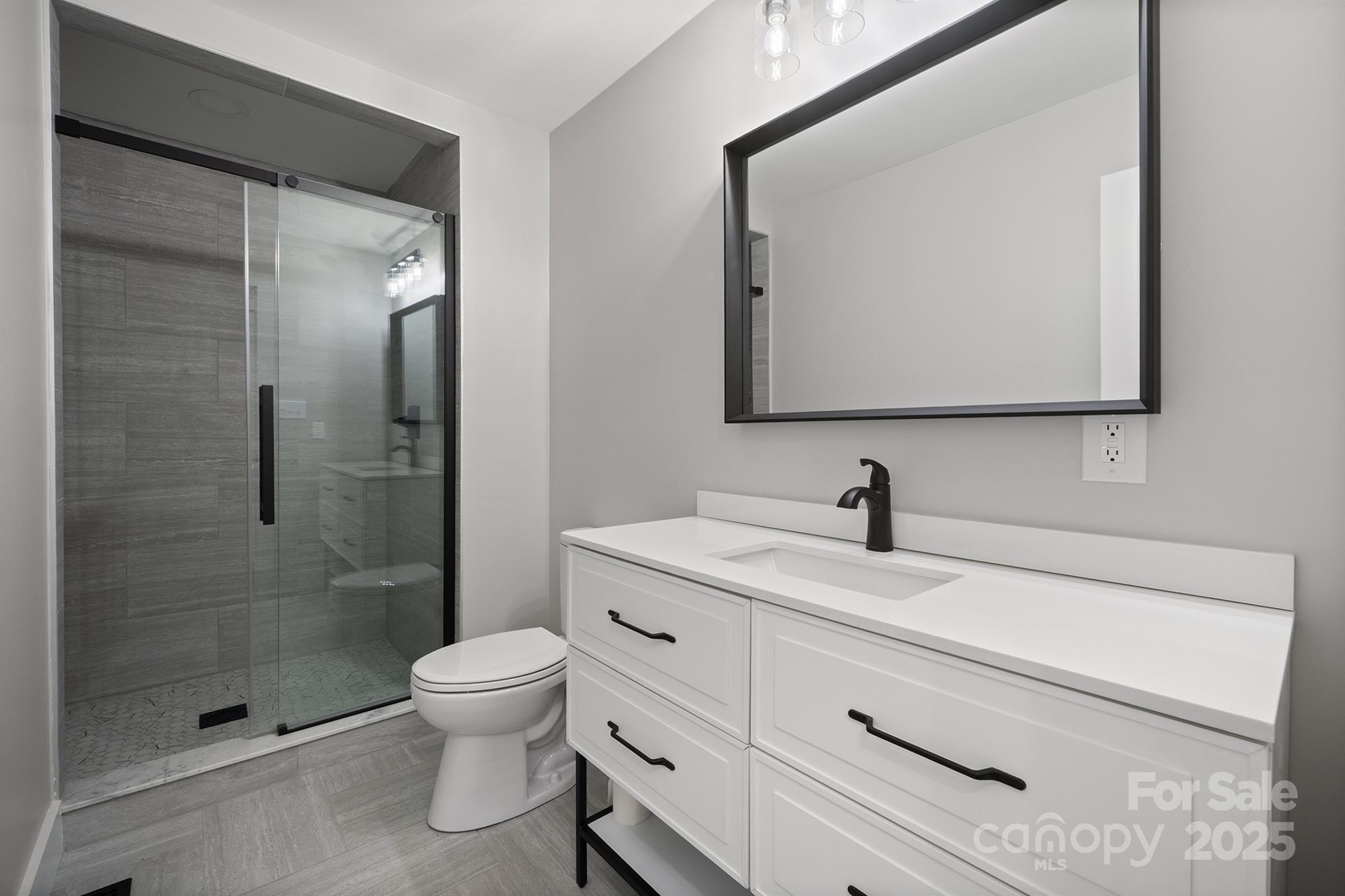 306 7th Street Place Property Photo 13