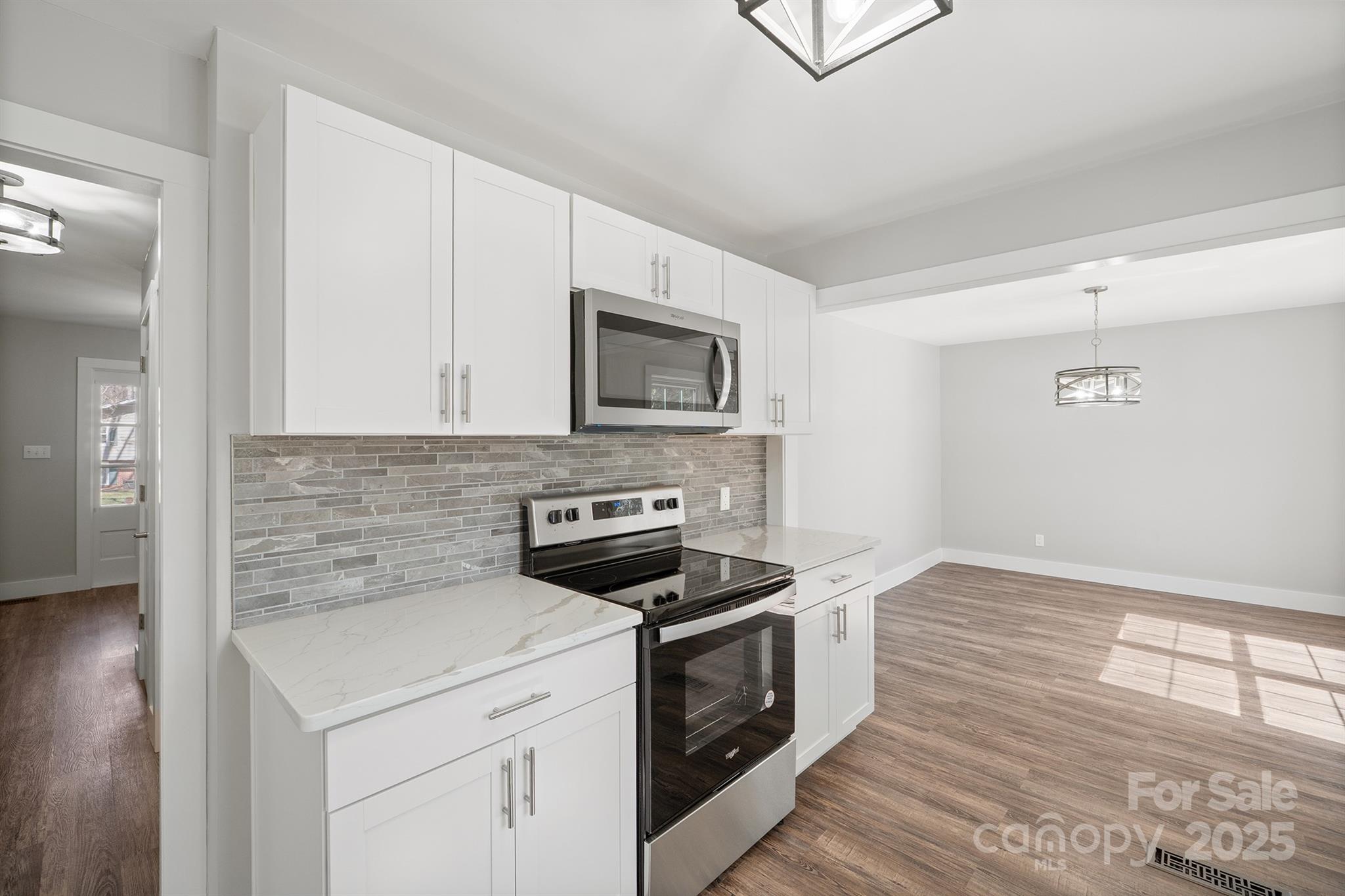 306 7th Street Place Property Photo 20