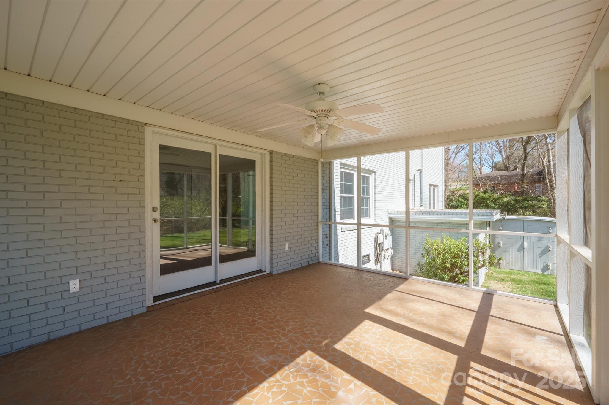 306 7th Street Place Property Photo 43