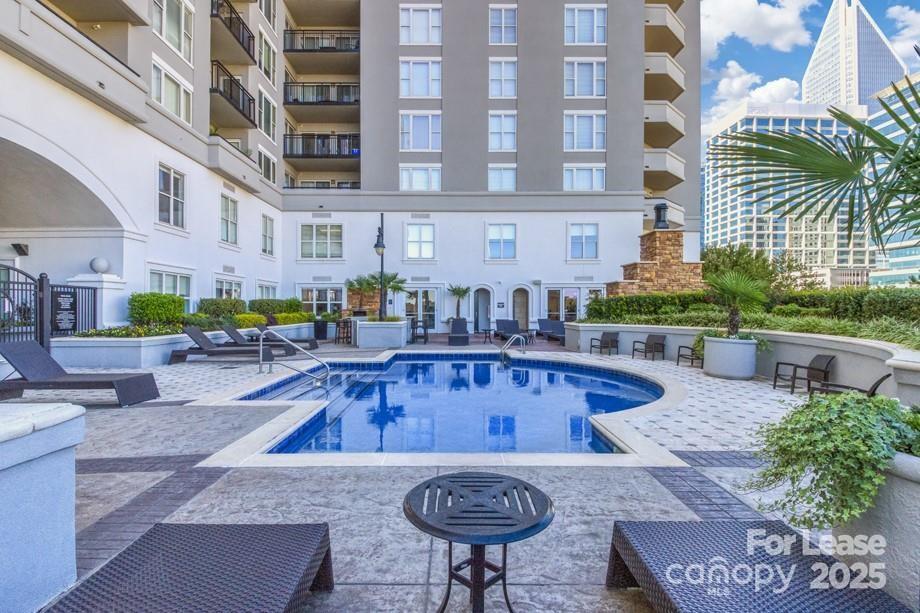 909 Camden Grandview Road A1-th Property Photo 7