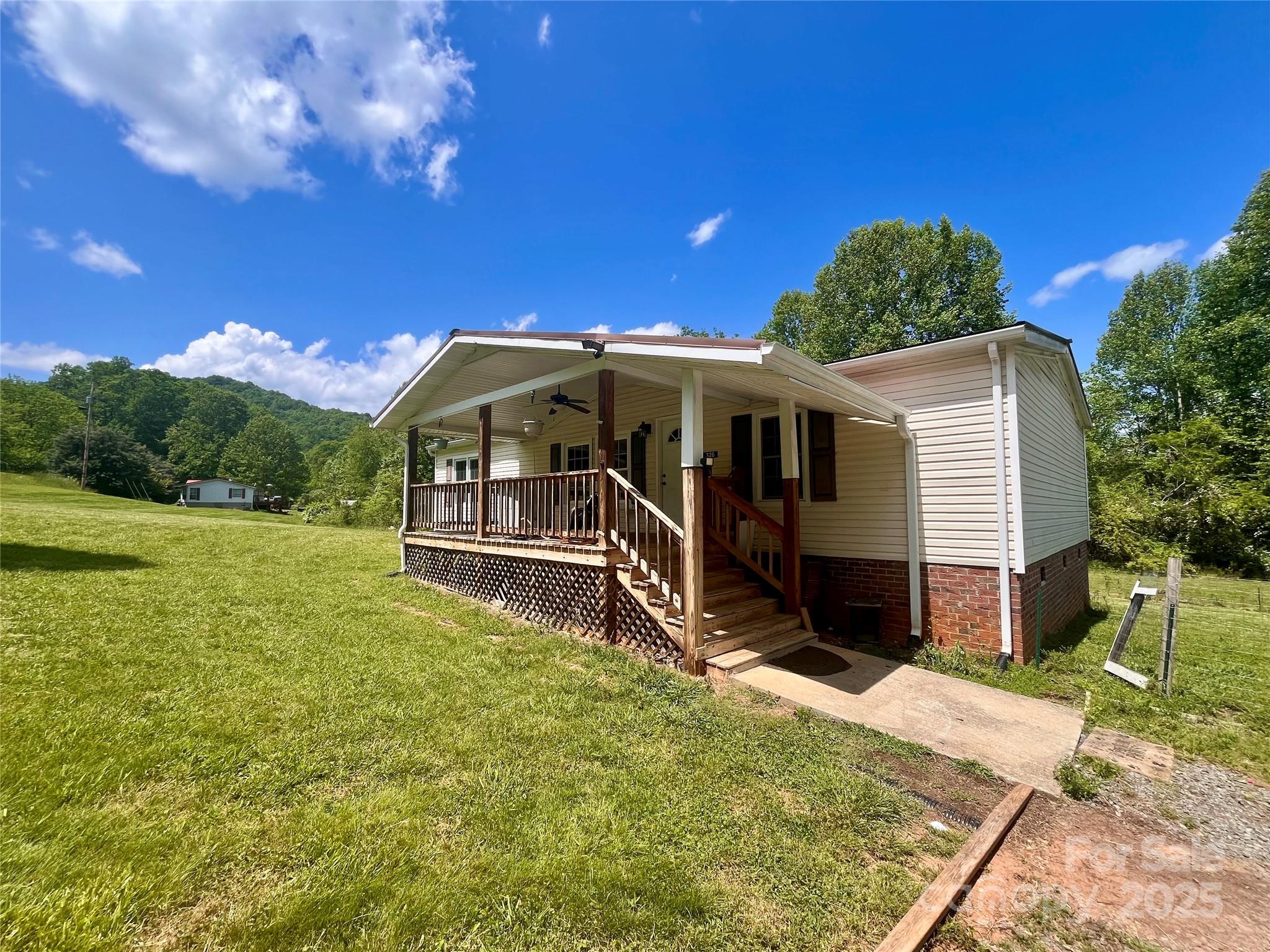 326 Toney Road Property Photo 2