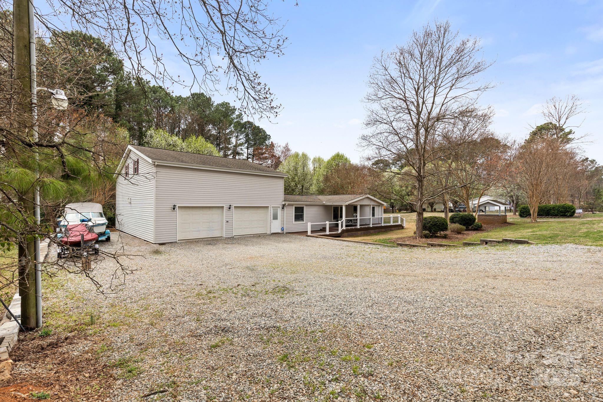117 Pine Bluff Drive Property Photo 3