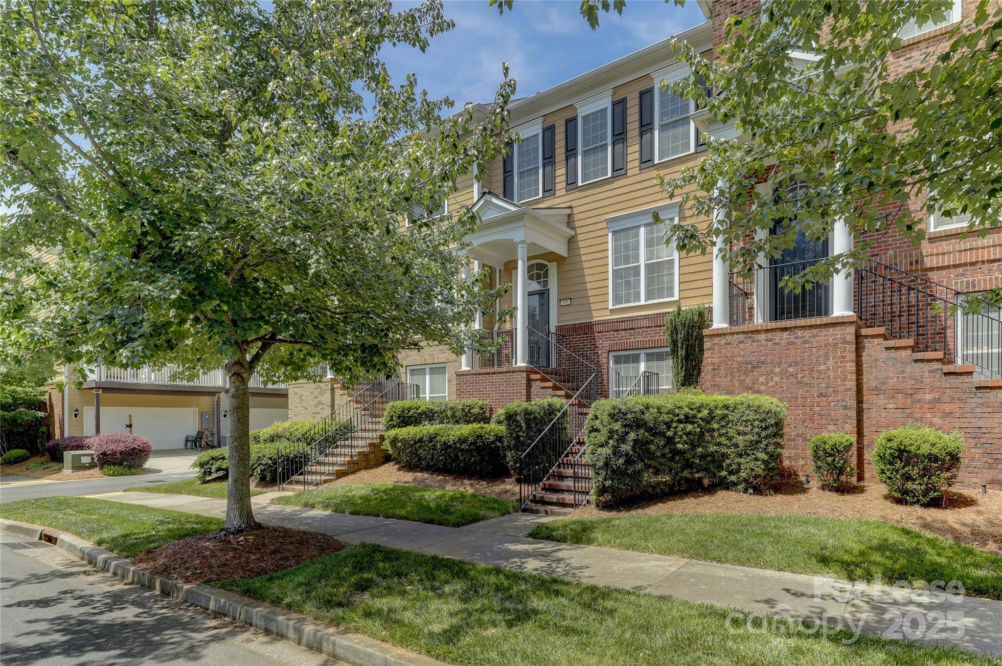 905 Lyndley Drive Property Photo