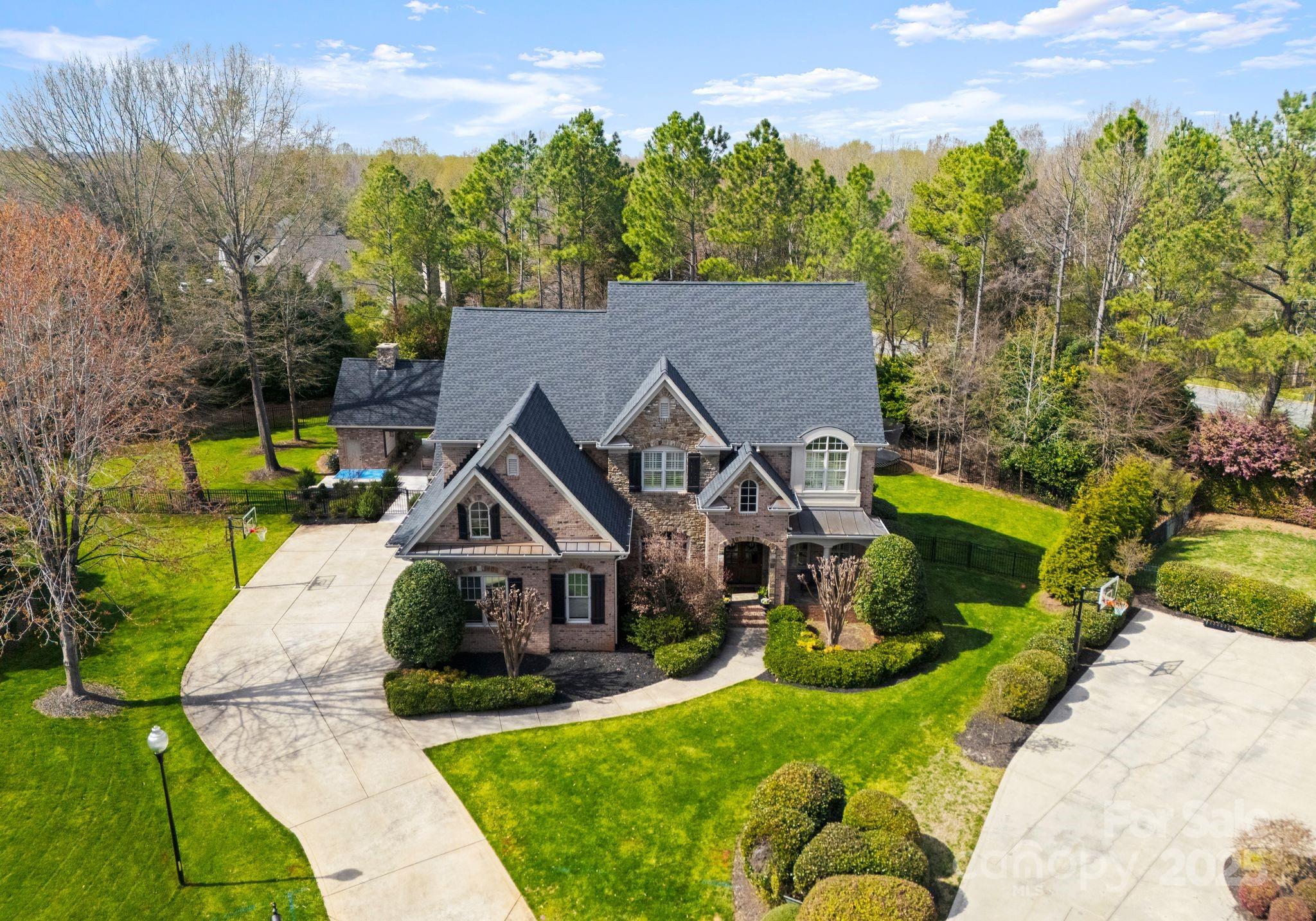 9101 Clerkenwell Drive Property Photo
