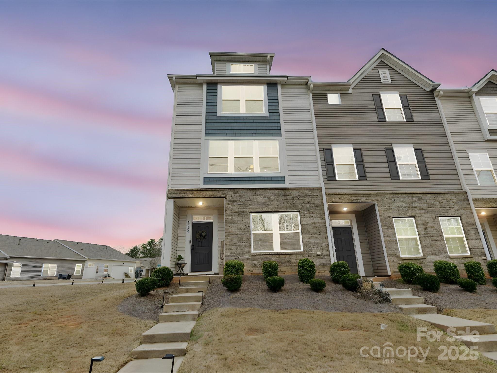 Parkwood Real Estate Listings Main Image
