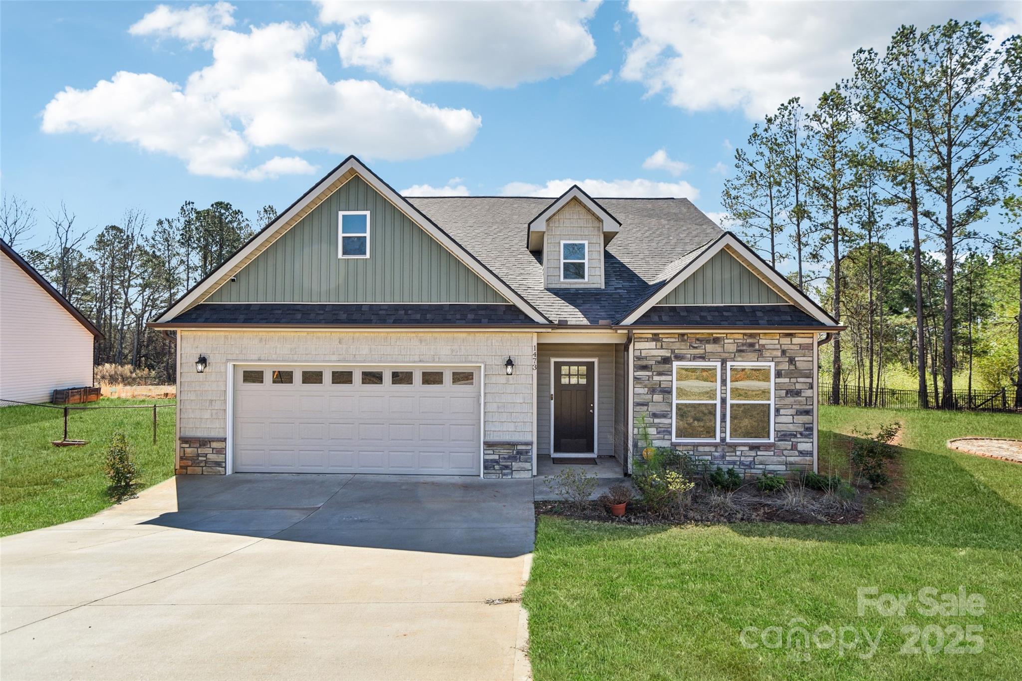 1473 Pleasant School Road Property Photo 1