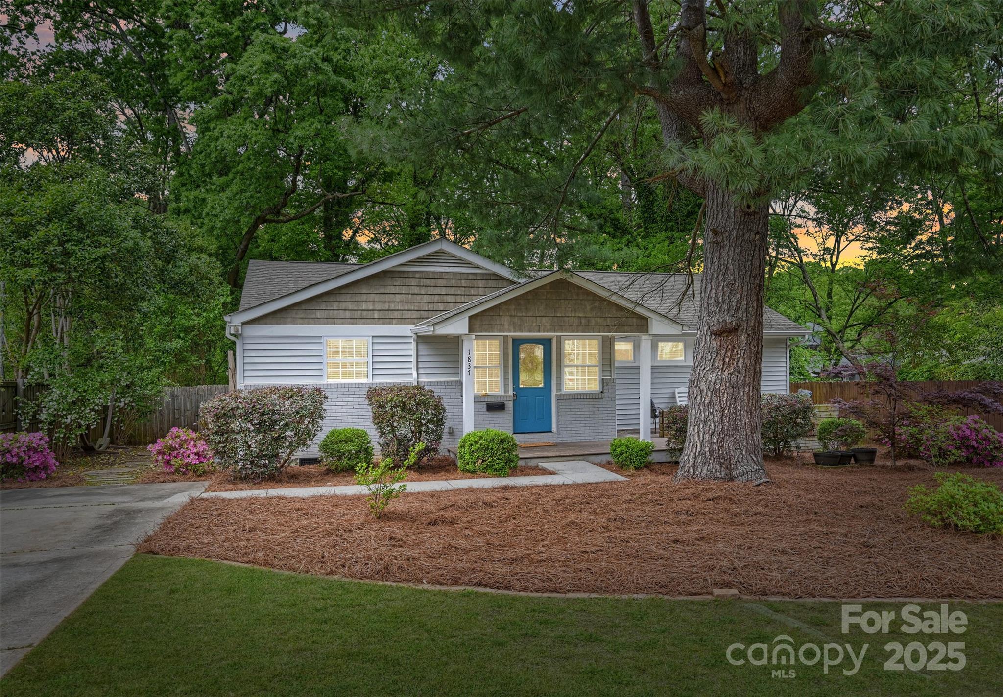 1837 Academy Street Property Photo 1