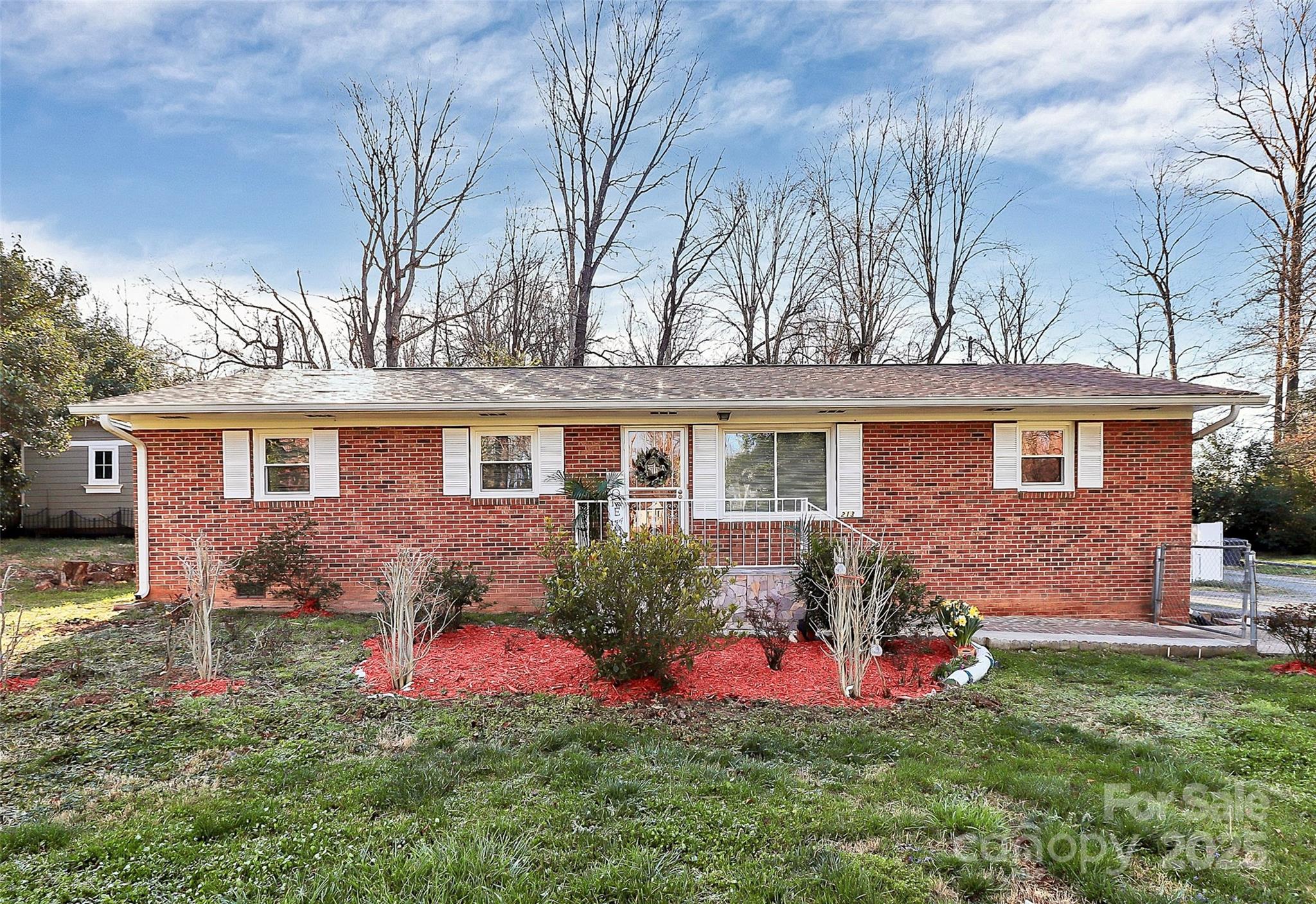 213 Turner Road Property Photo