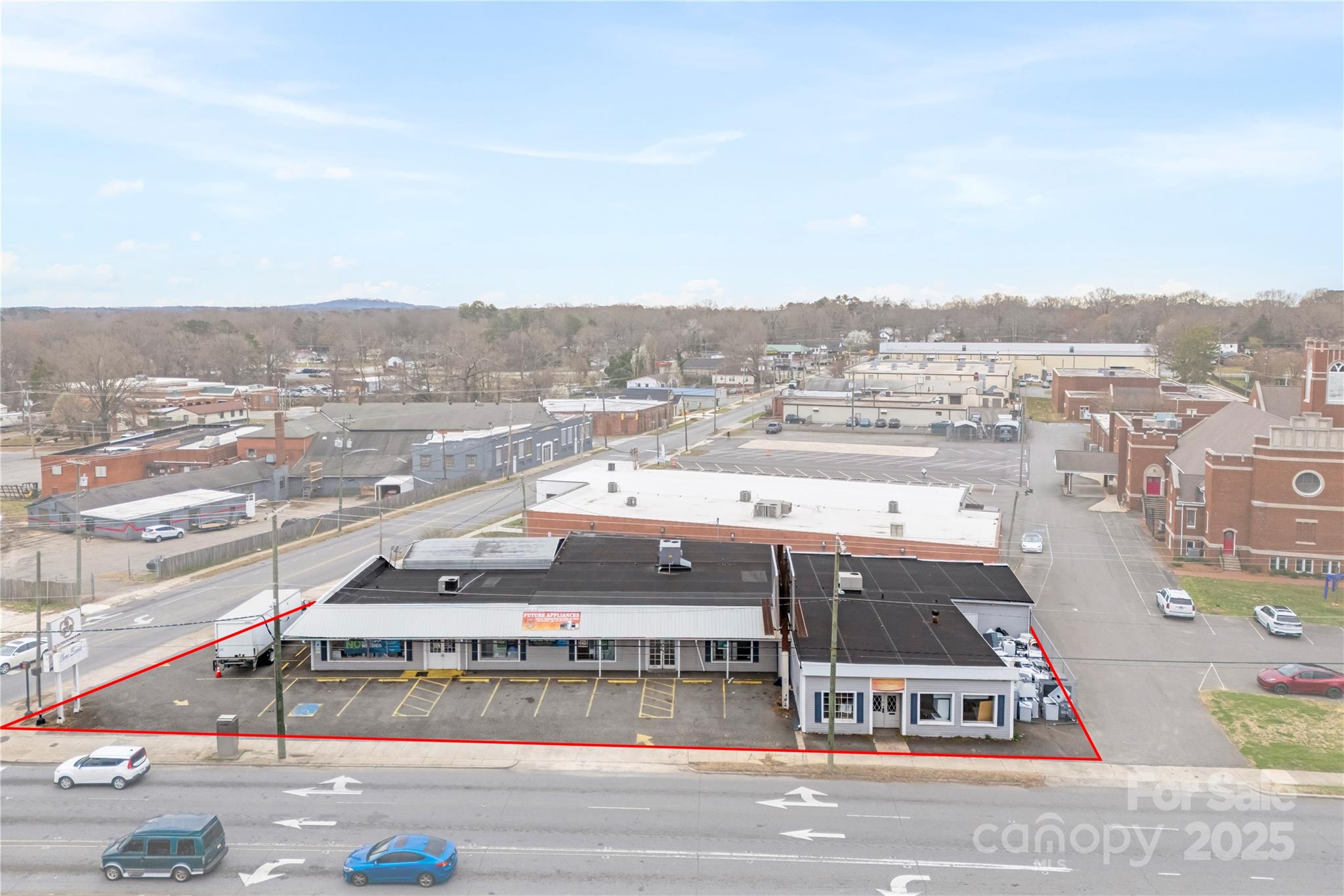 1403 W Franklin Boulevard Property Photo 1