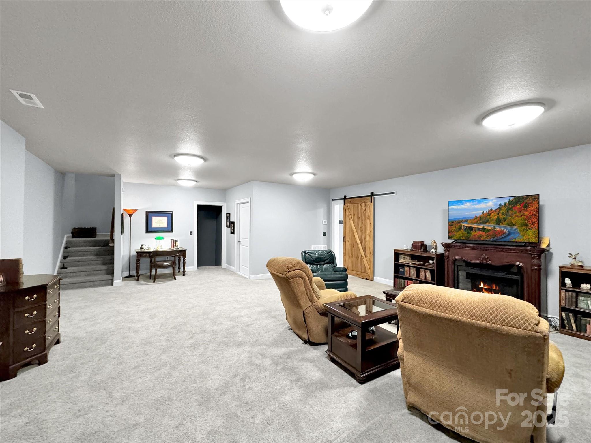 178 Sapphire Place Property Photo 35