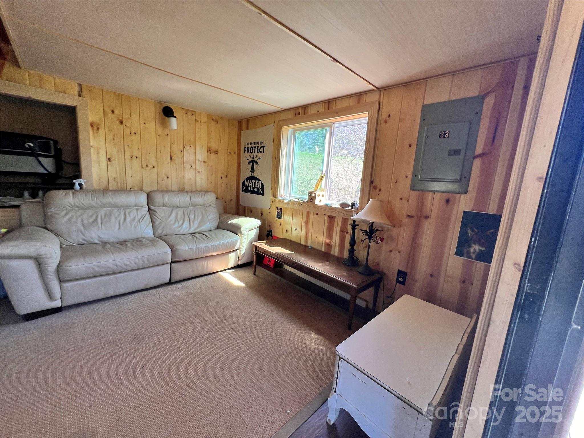 68 Deerborne Lane Property Photo 11