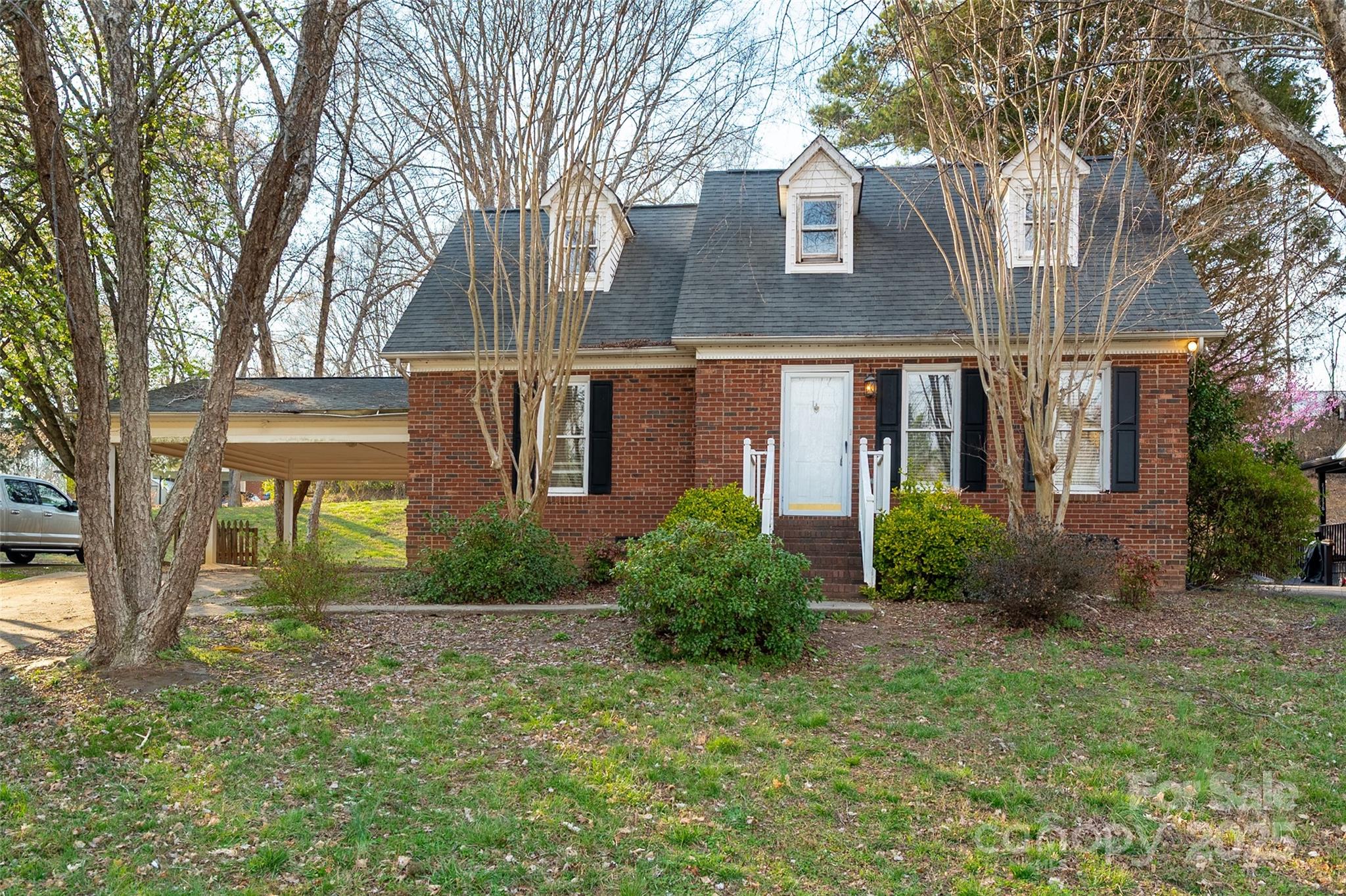 82 Paddington Drive Property Photo