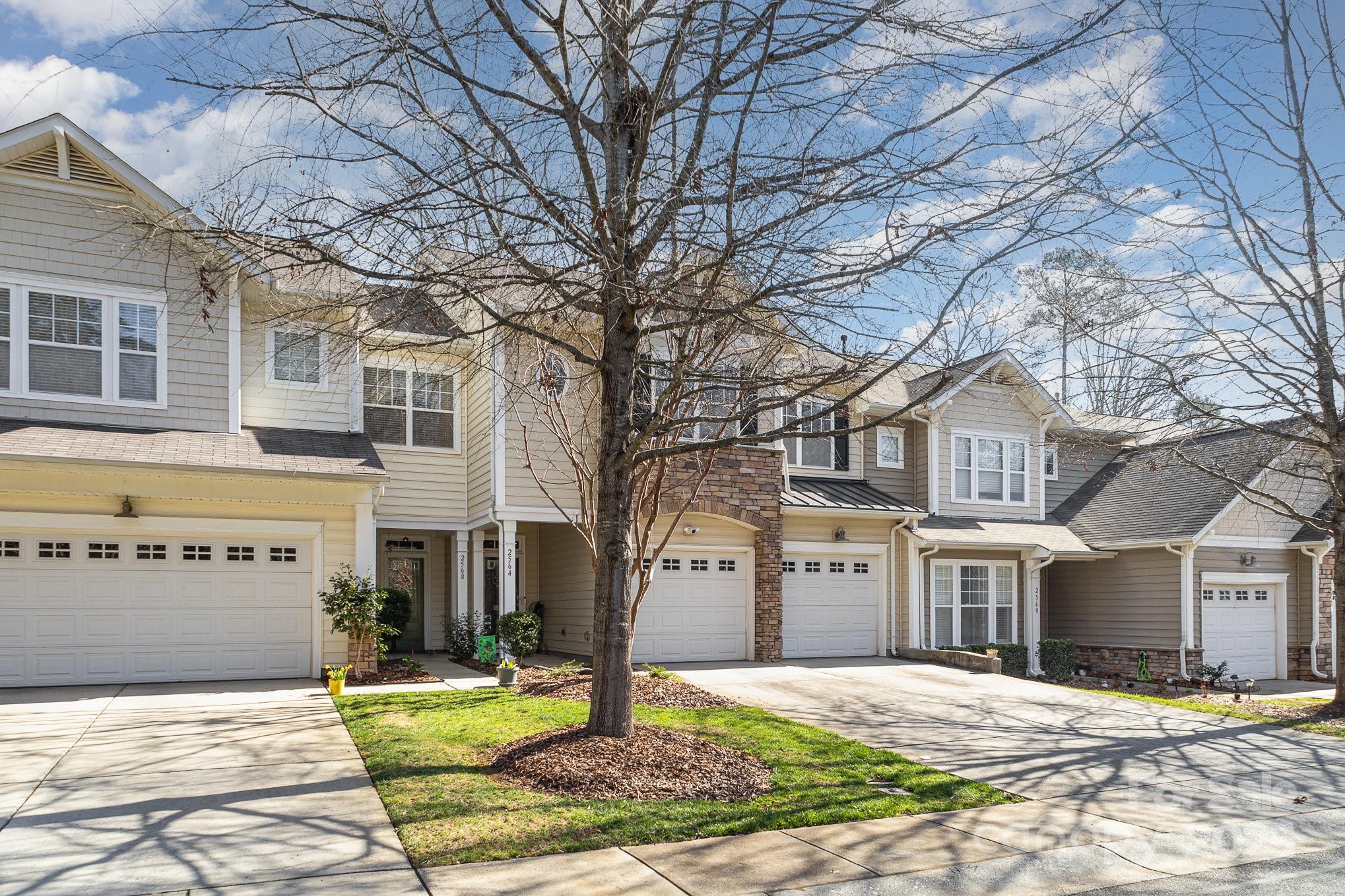 2564 Chasewater Drive Property Photo 3