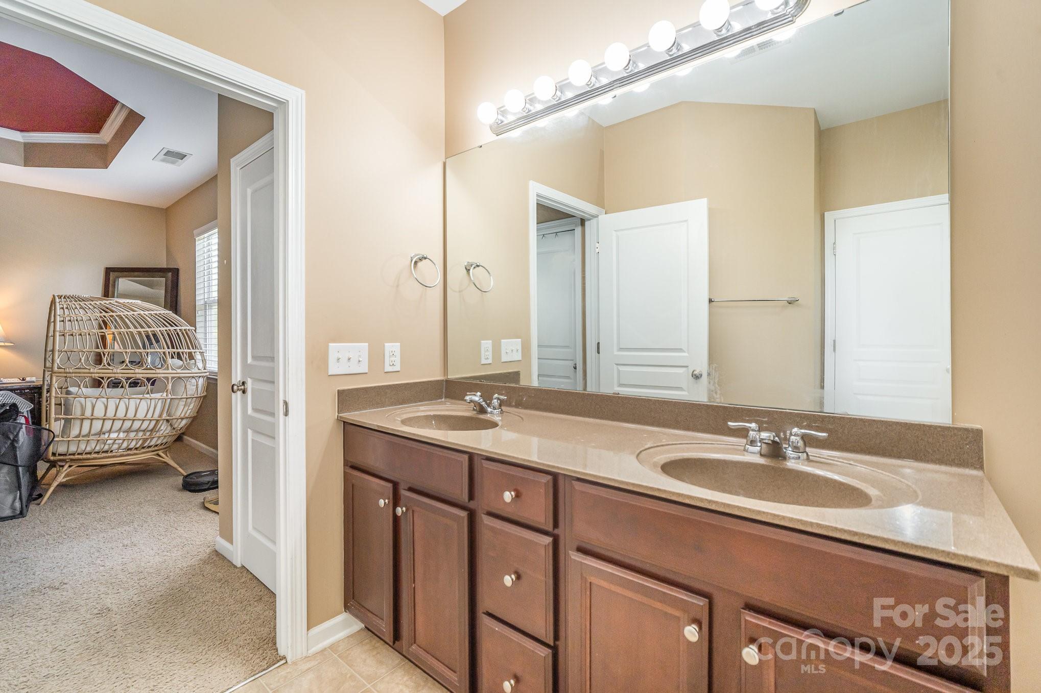 2564 Chasewater Drive Property Photo 15