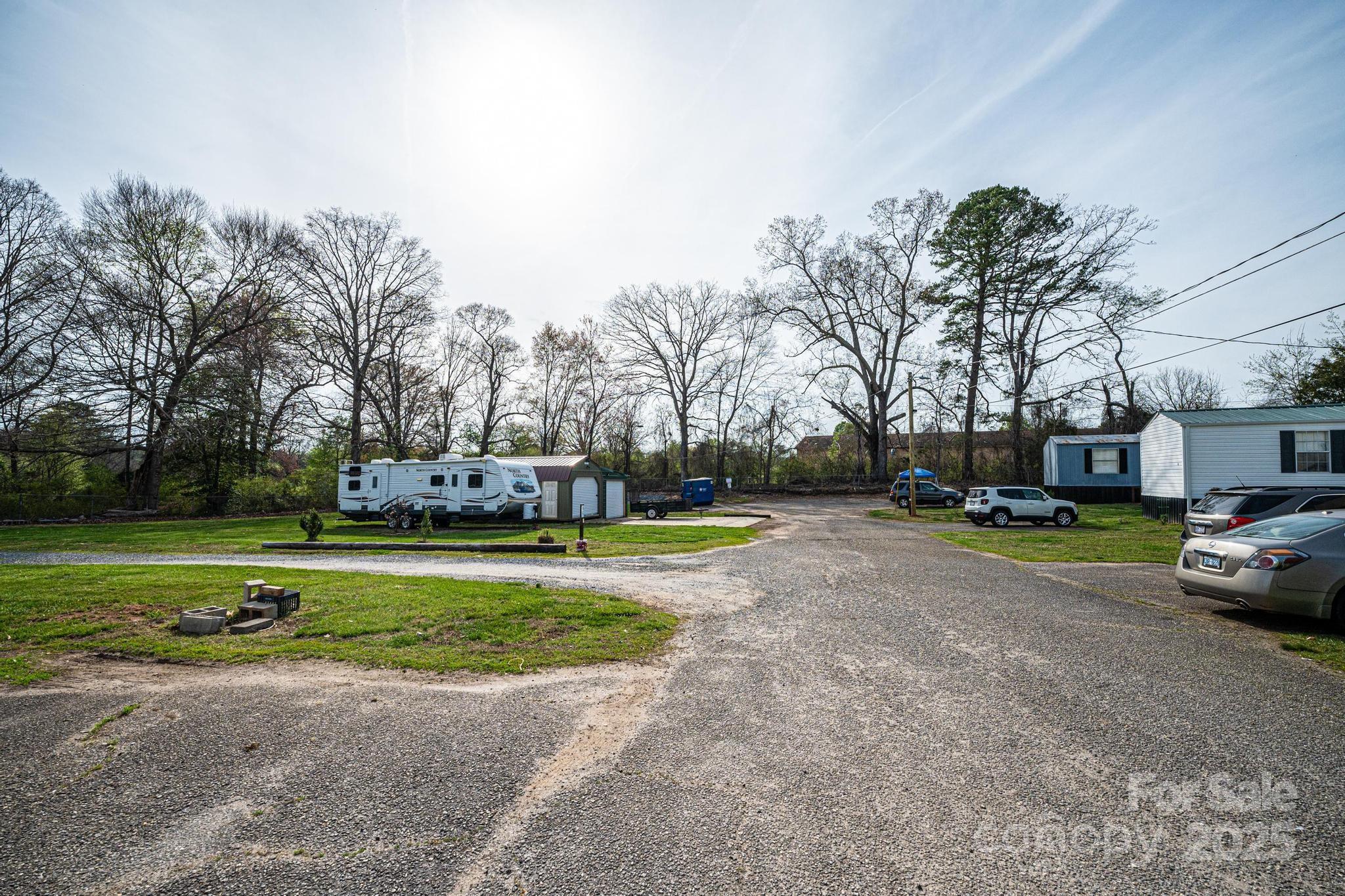 1521 Airport Rhodhiss Road Property Photo 10
