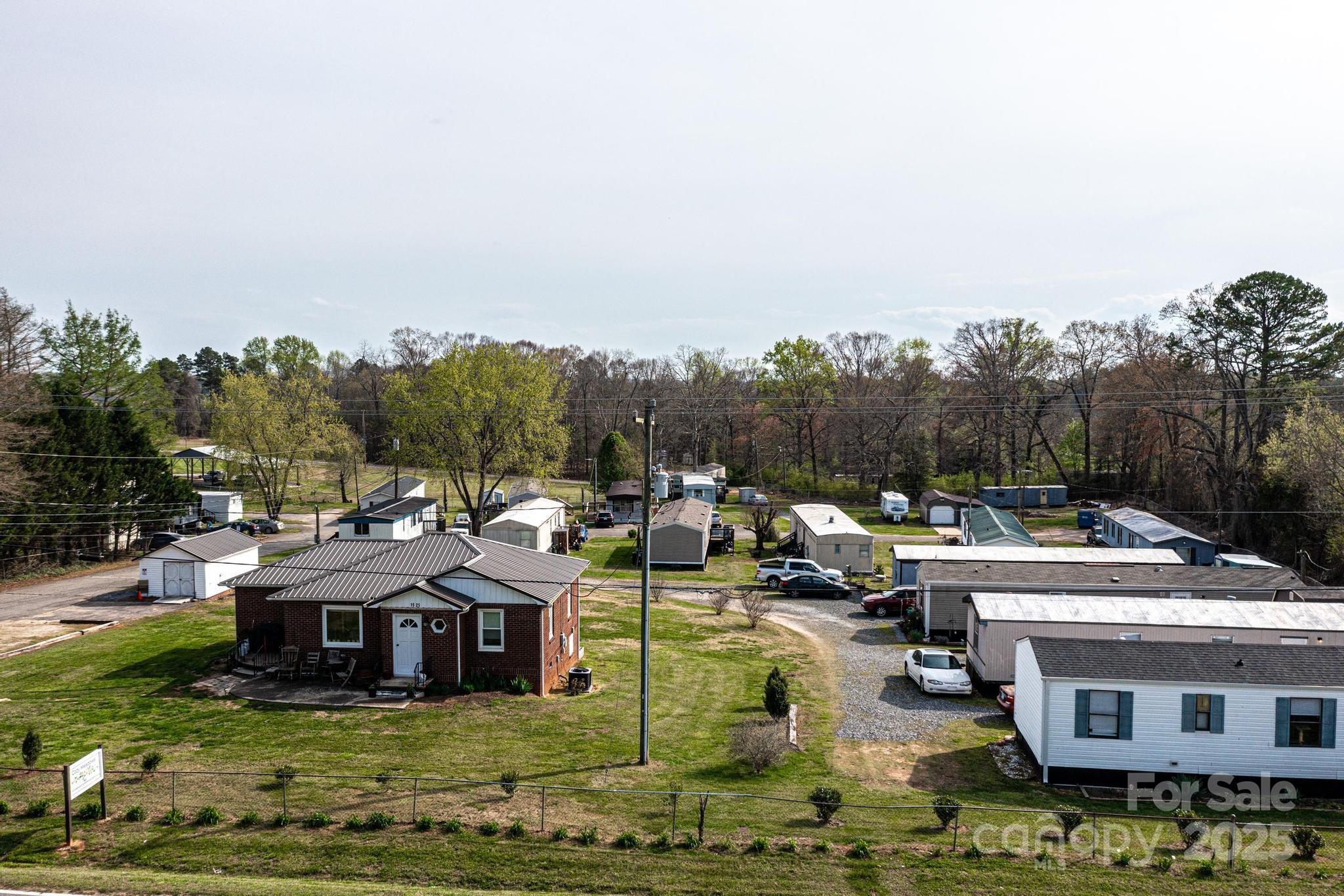 1521 Airport Rhodhiss Road Property Photo 17