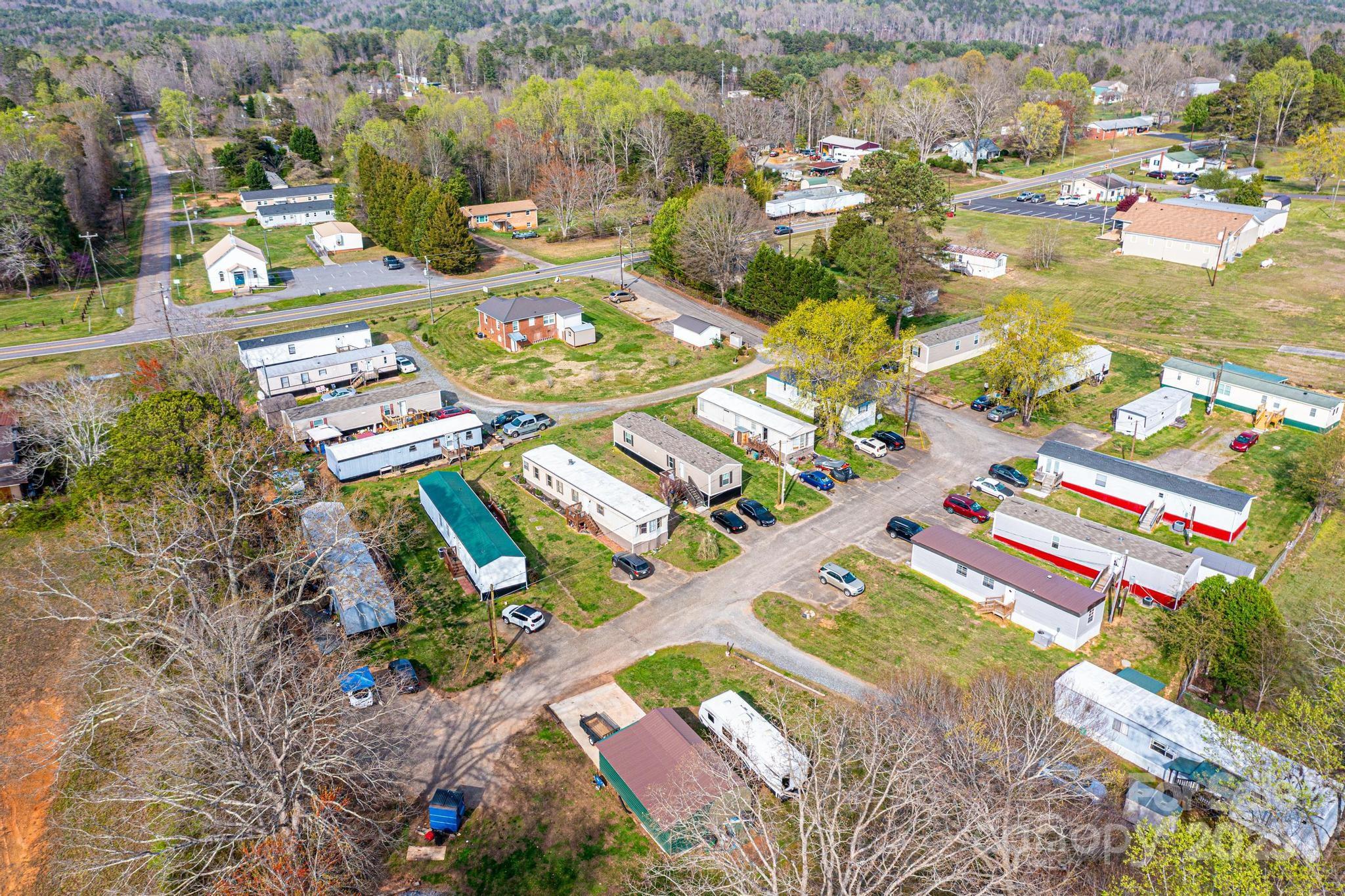 1521 Airport Rhodhiss Road Property Photo 21