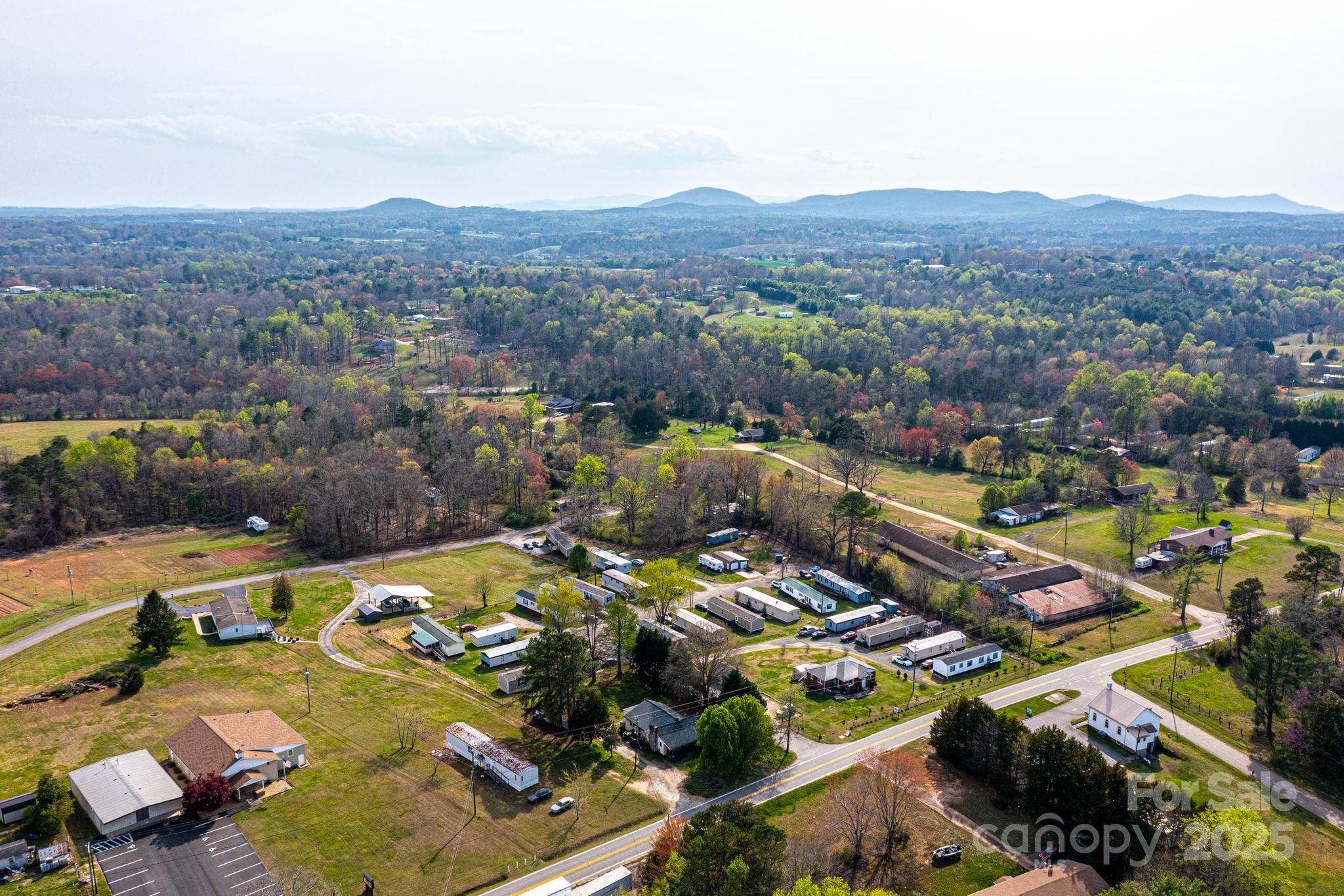 1521 Airport Rhodhiss Road Property Photo 24