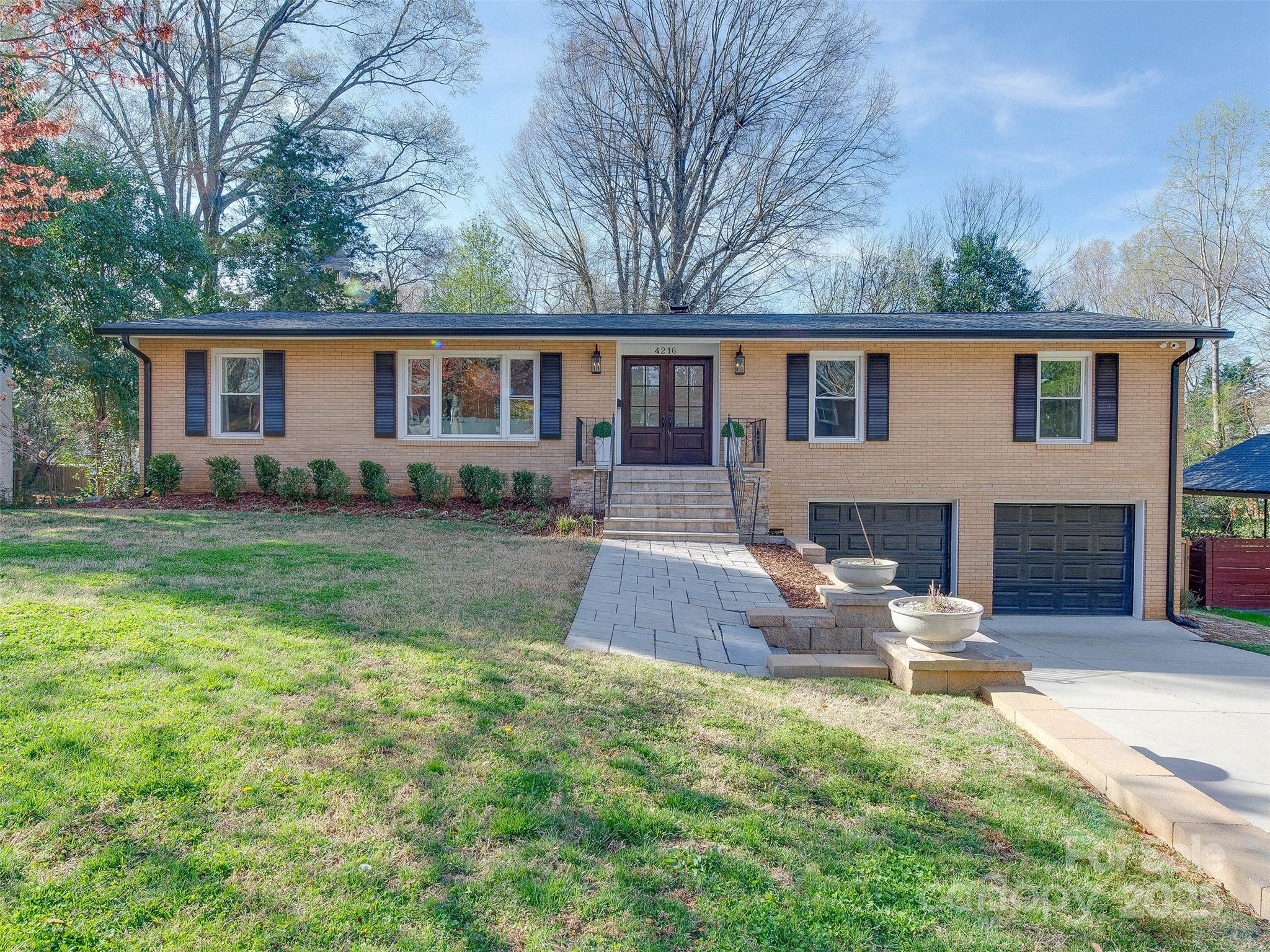 4216 Maureen Drive Property Photo