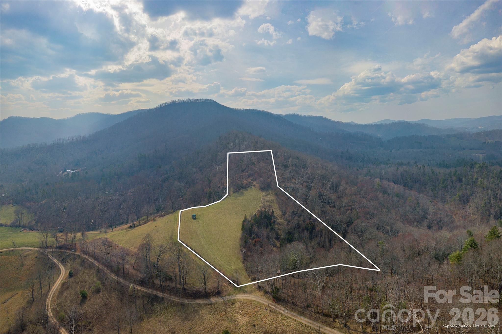 999 Chestnut Mountain Drive Property Photo 5