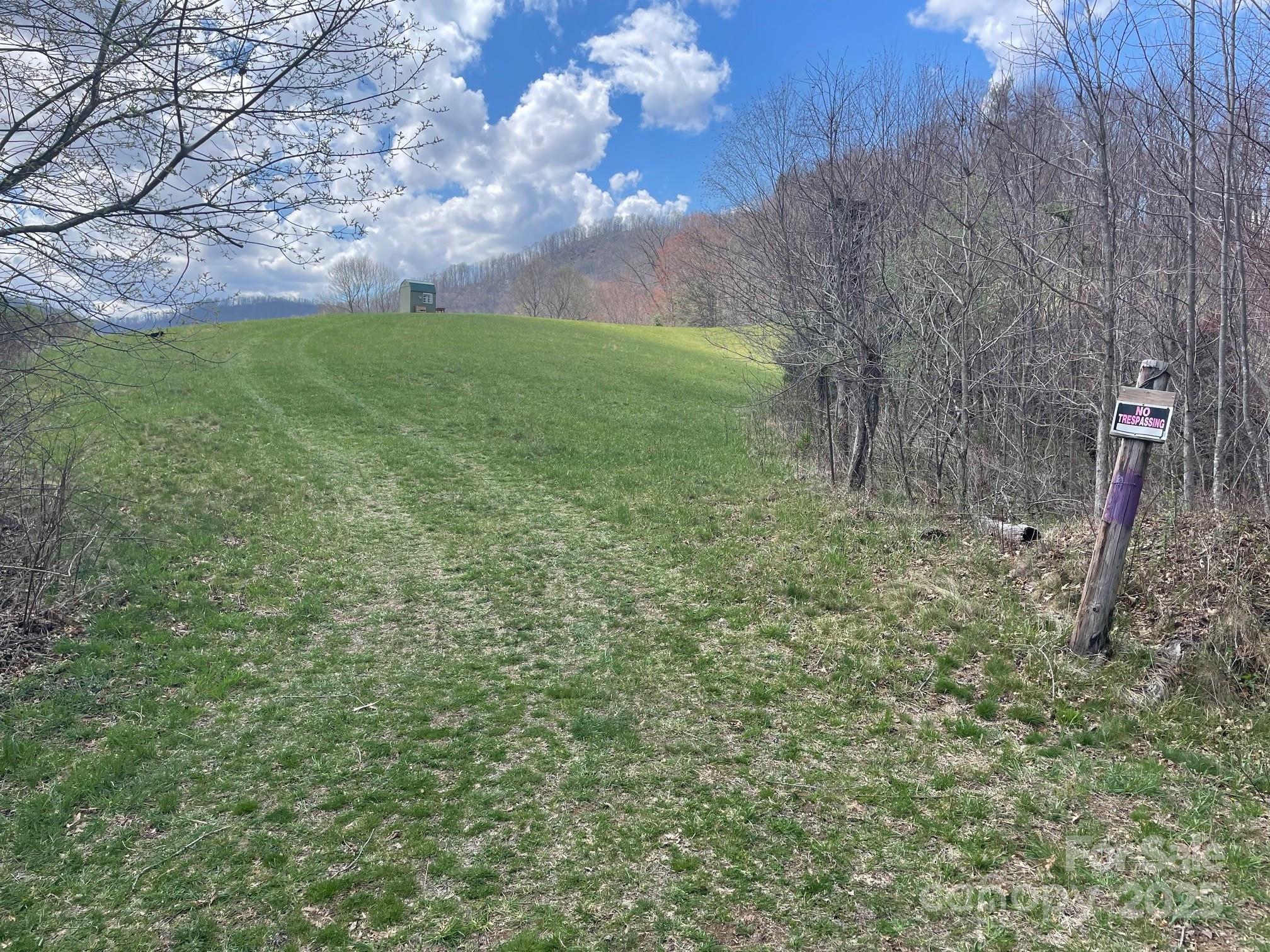 999 Chestnut Mountain Drive Property Photo 17