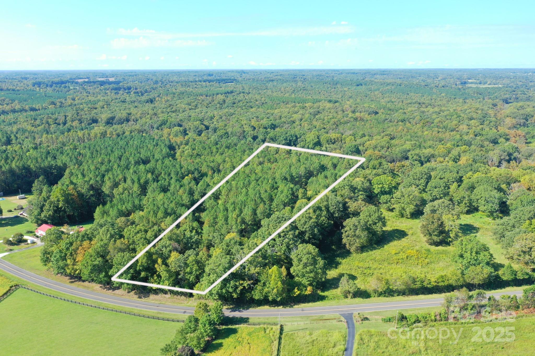 820 Mr Henry Road Property Photo