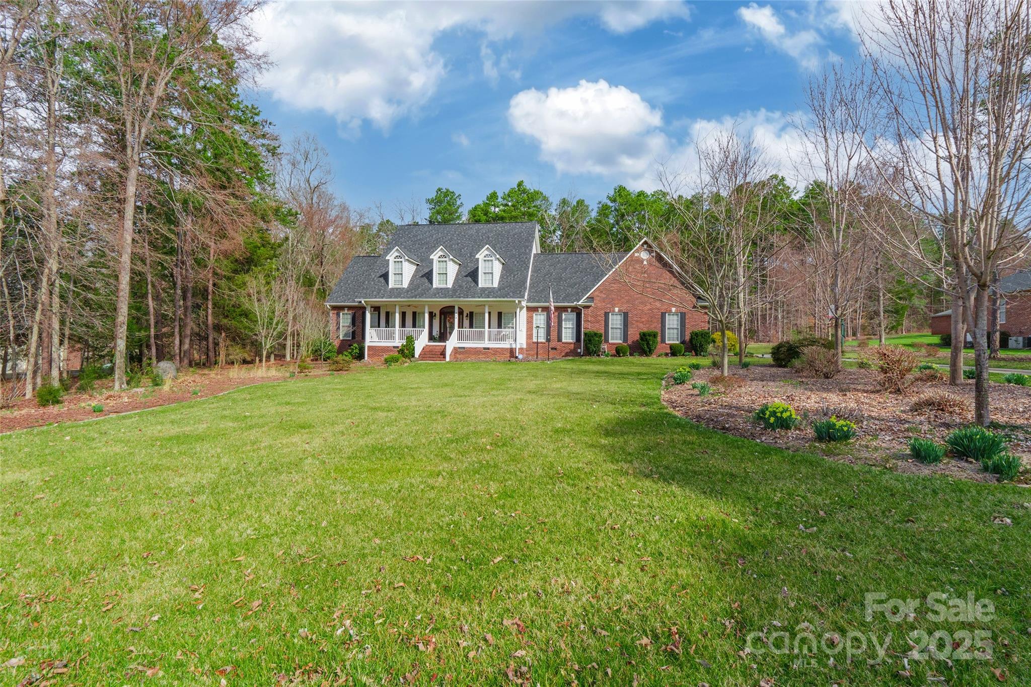 514 Saint Johns Drive Property Photo