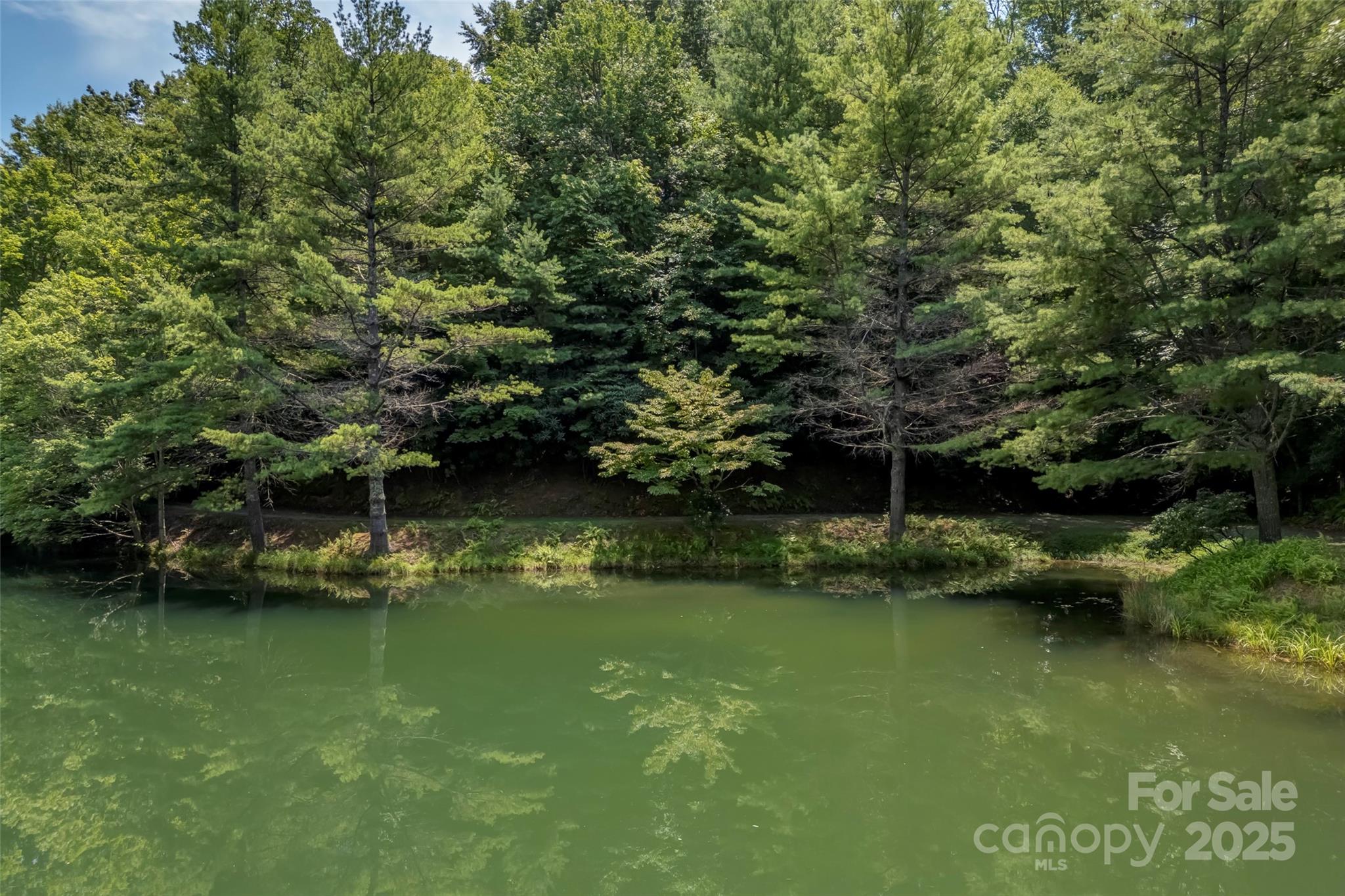U26 L025a Wadigei Court Property Photo