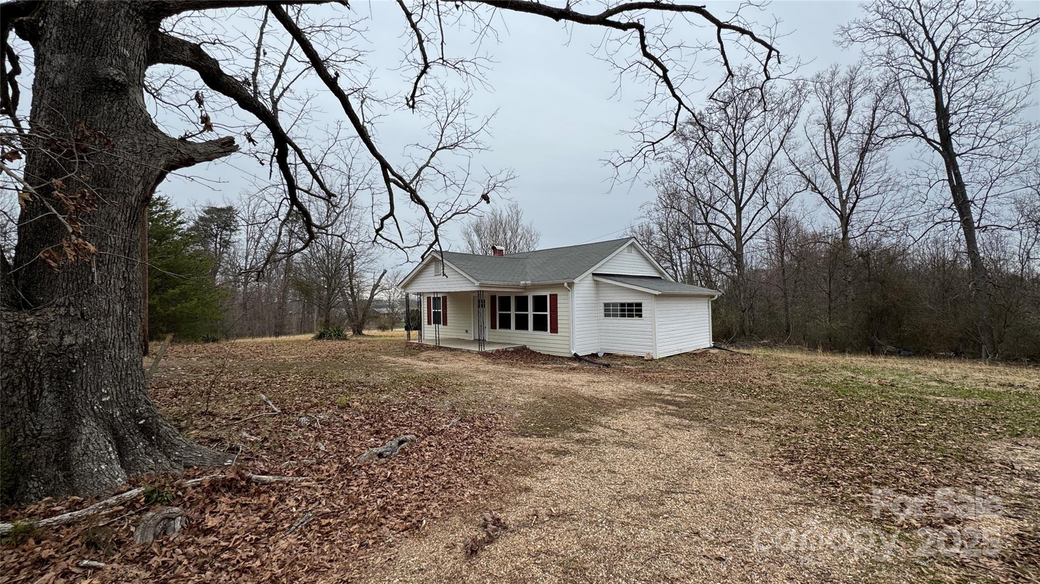 115 Craig Road Property Photo