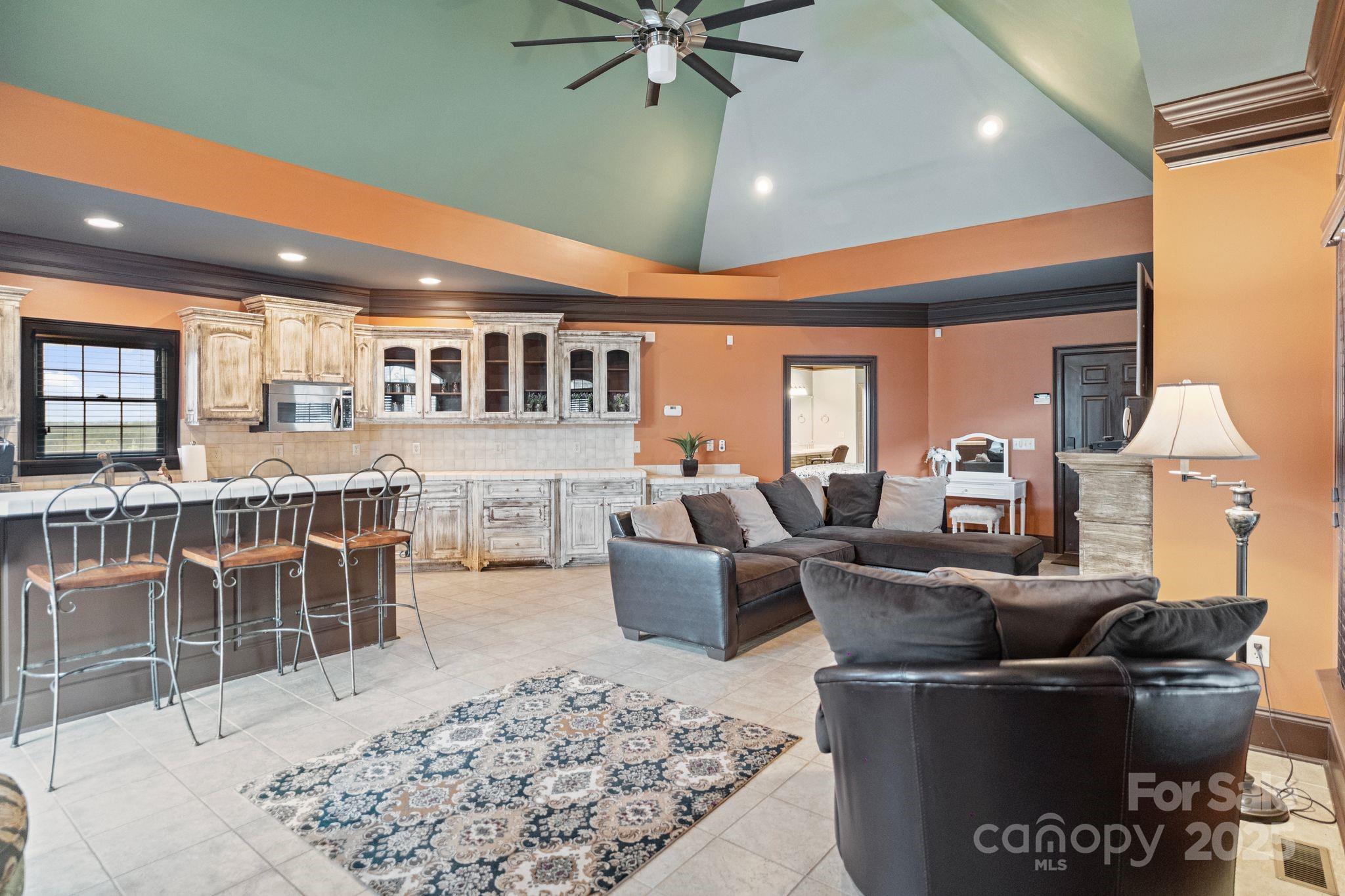 265 Phillip Henderson Road Property Photo 17