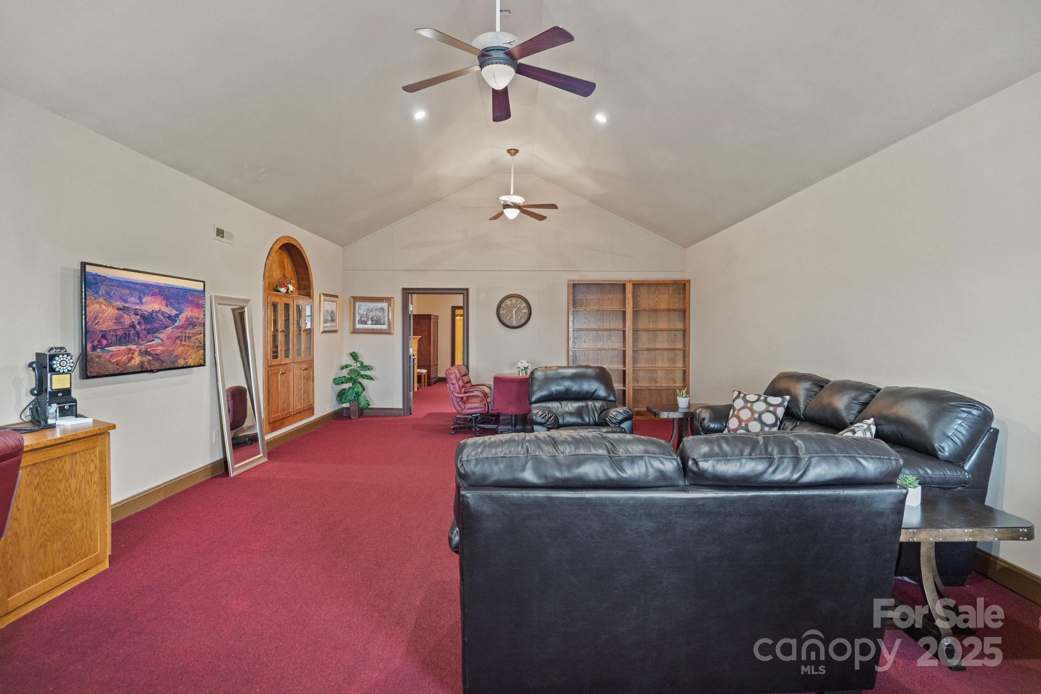 265 Phillip Henderson Road Property Photo 35