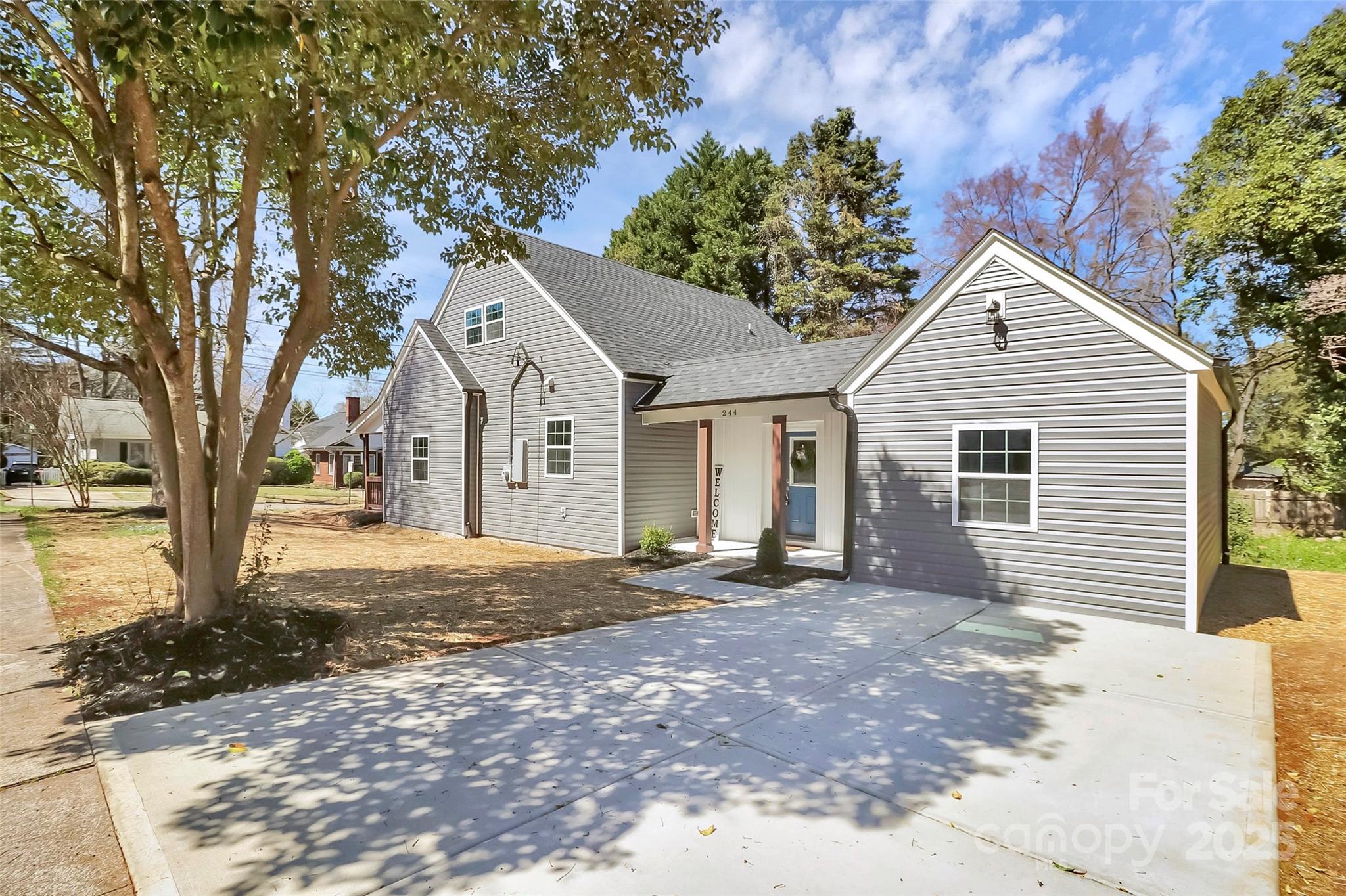 244 N Race Street Property Photo