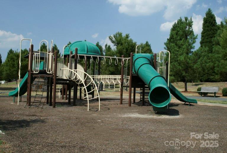 11055 Holiday Cove Drive Property Photo 13
