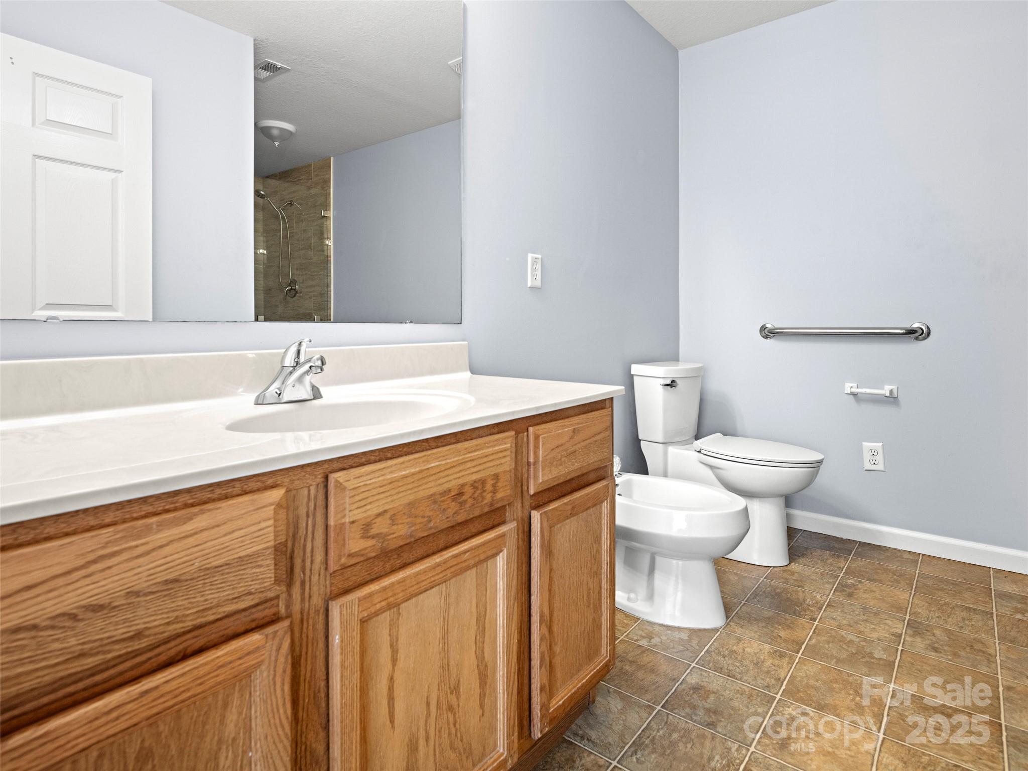 324 Wiltshire Circle Property Photo 20