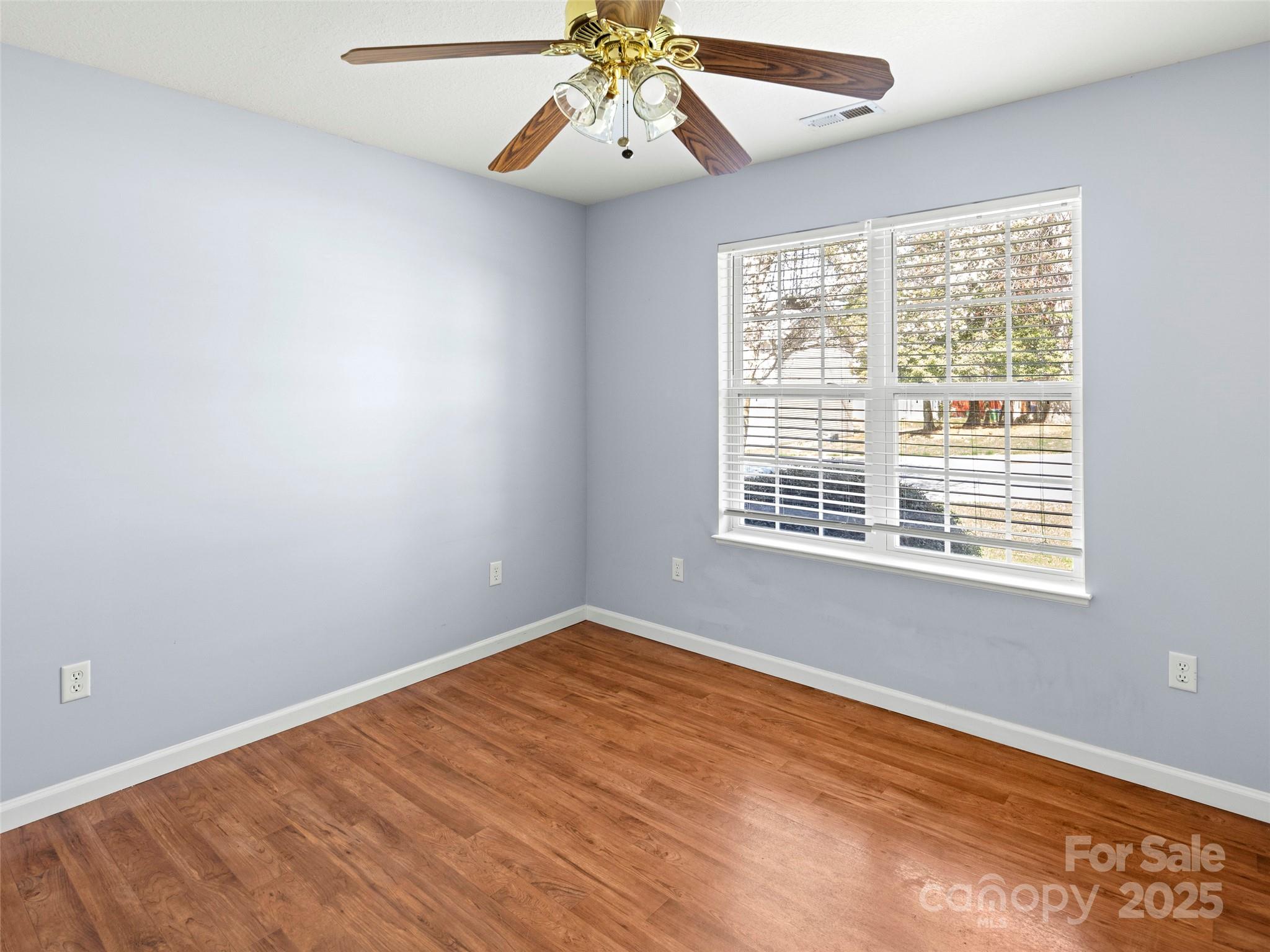 324 Wiltshire Circle Property Photo 22