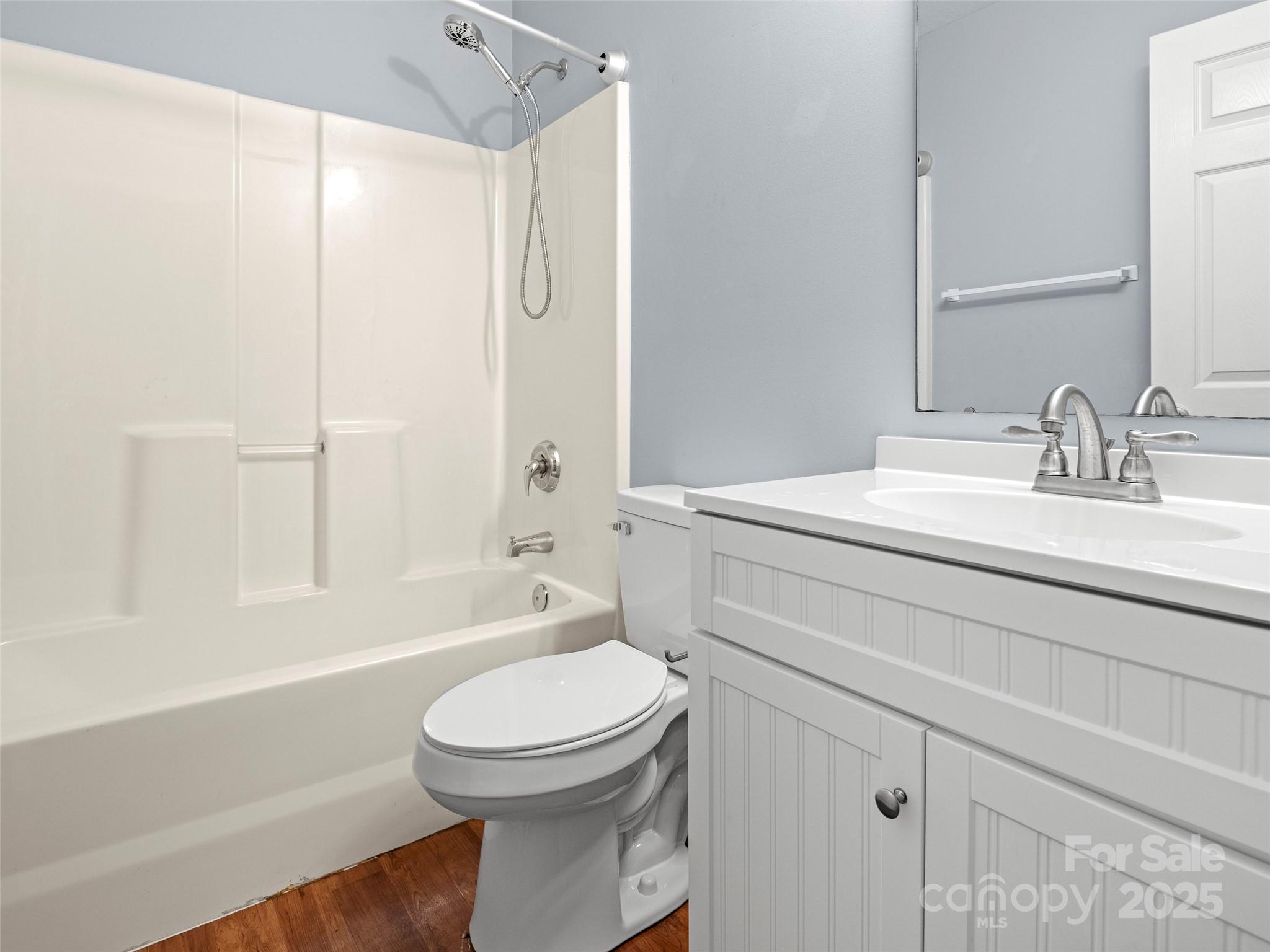 324 Wiltshire Circle Property Photo 23