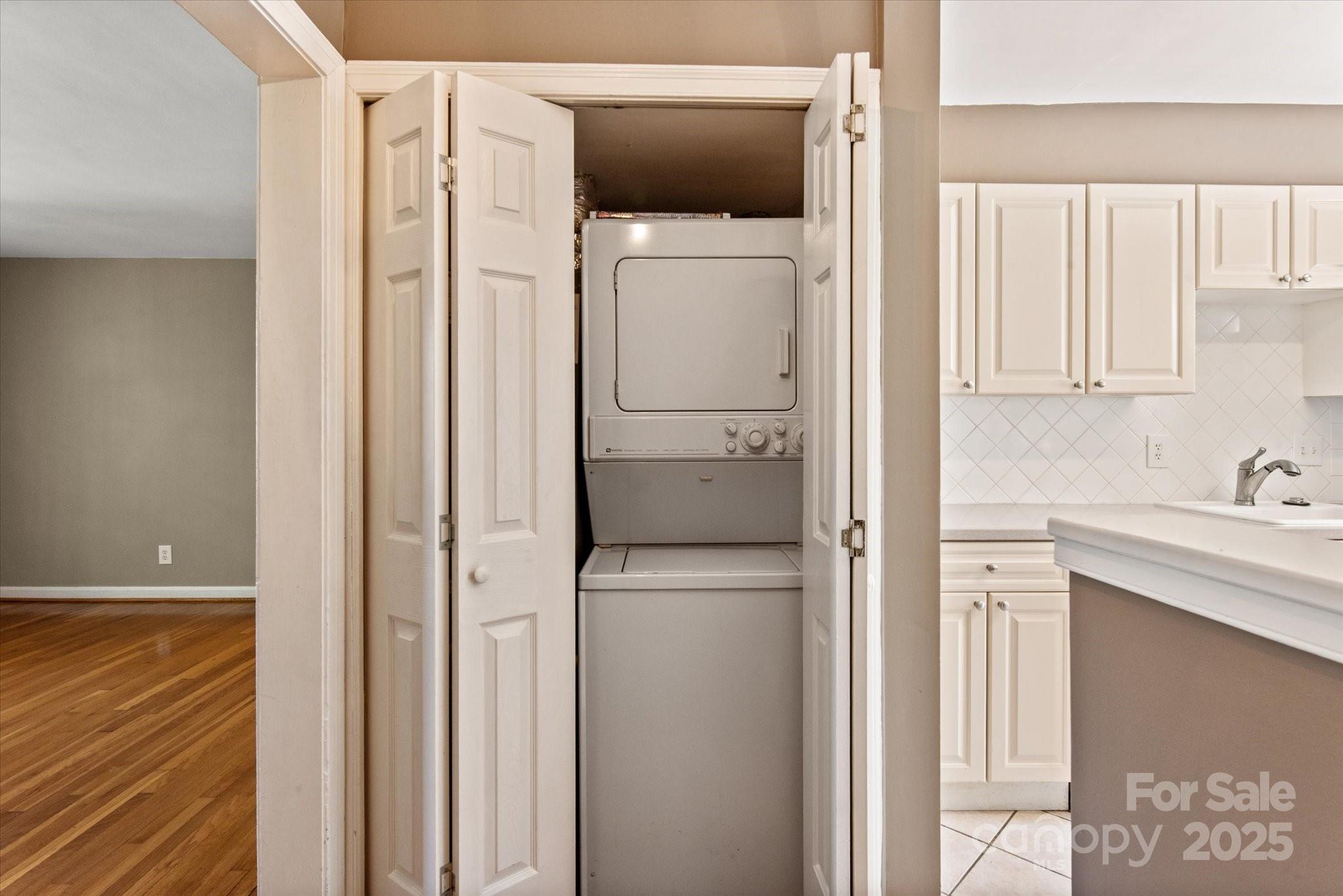 103 S Laurel Avenue Property Photo 8