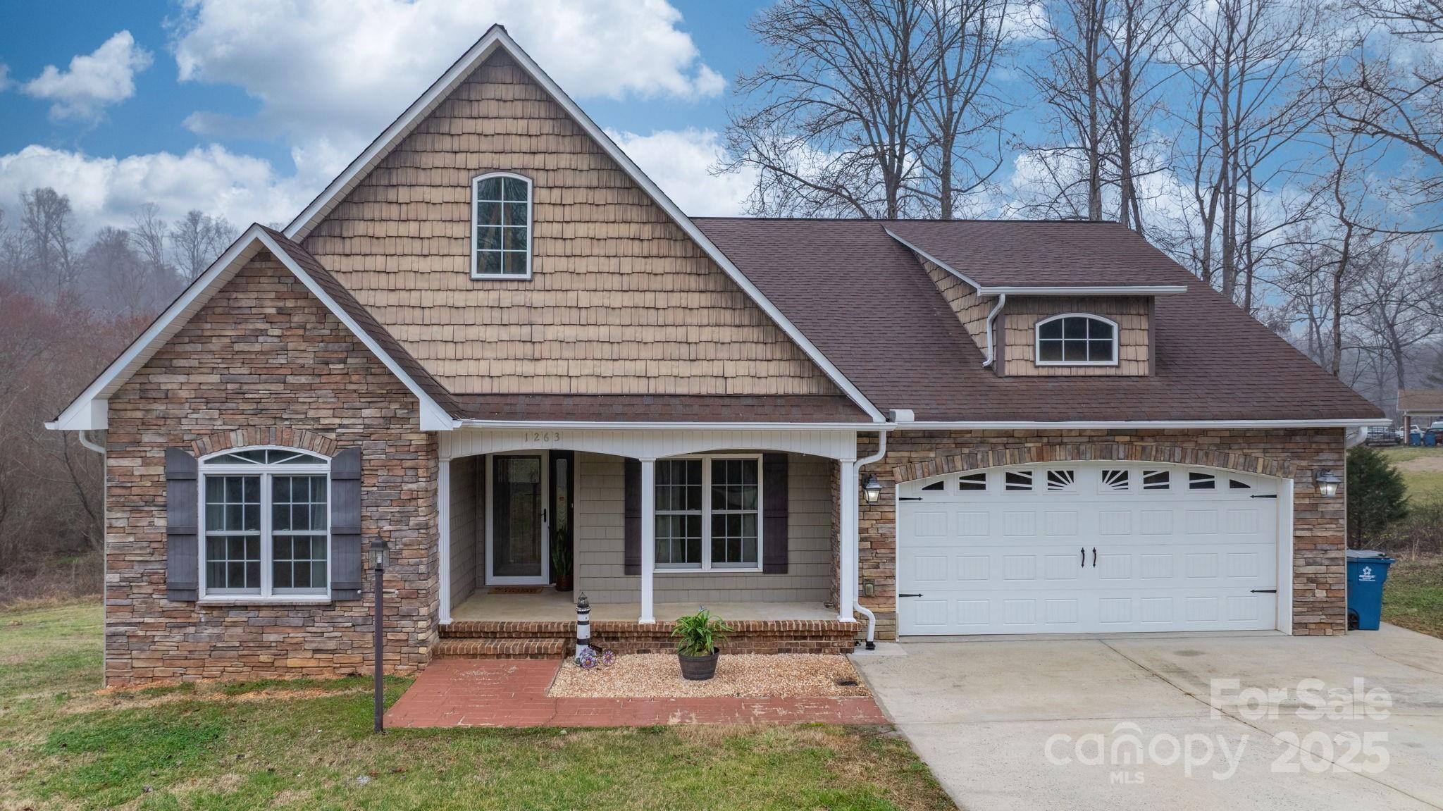 1263 Waterford Drive Property Photo
