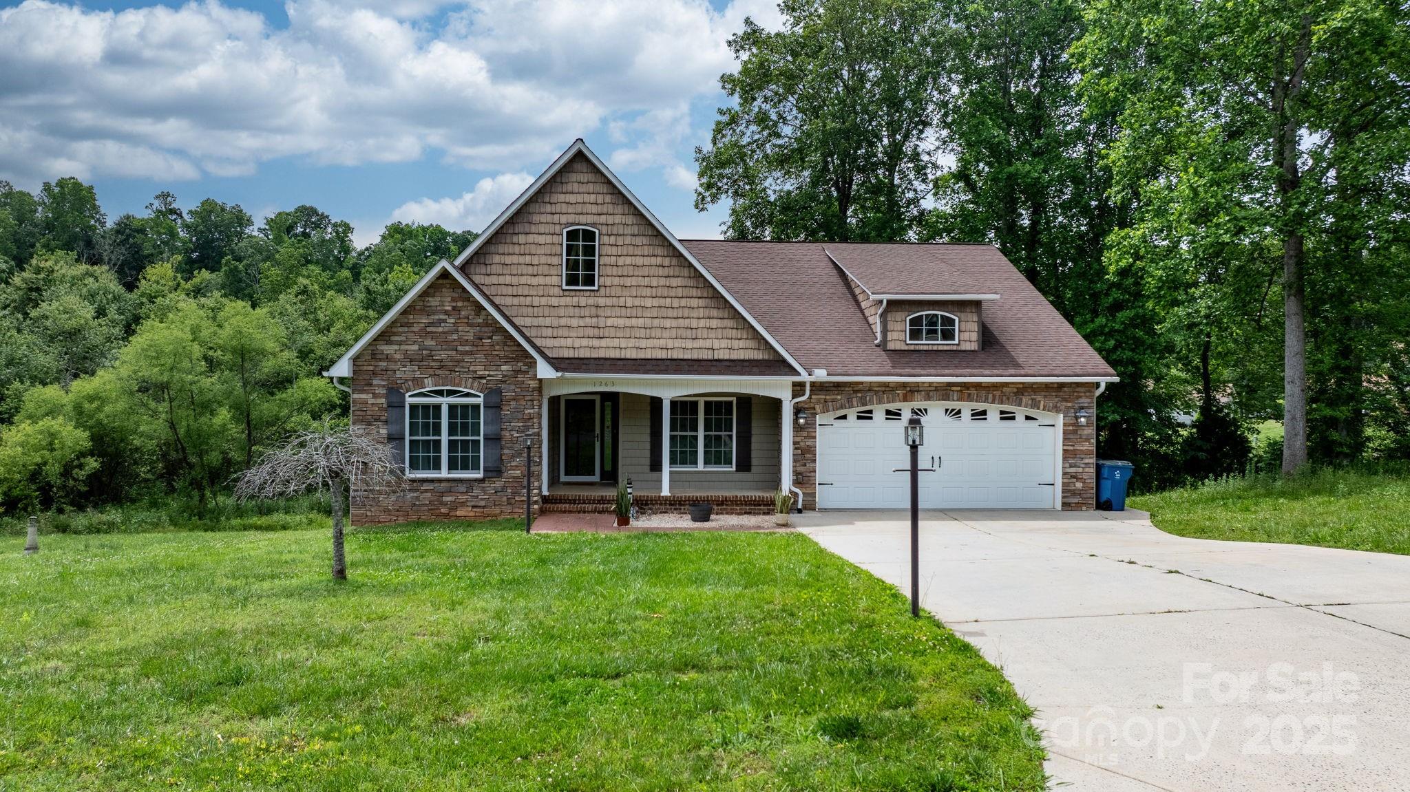 1263 Waterford Drive Property Photo 1